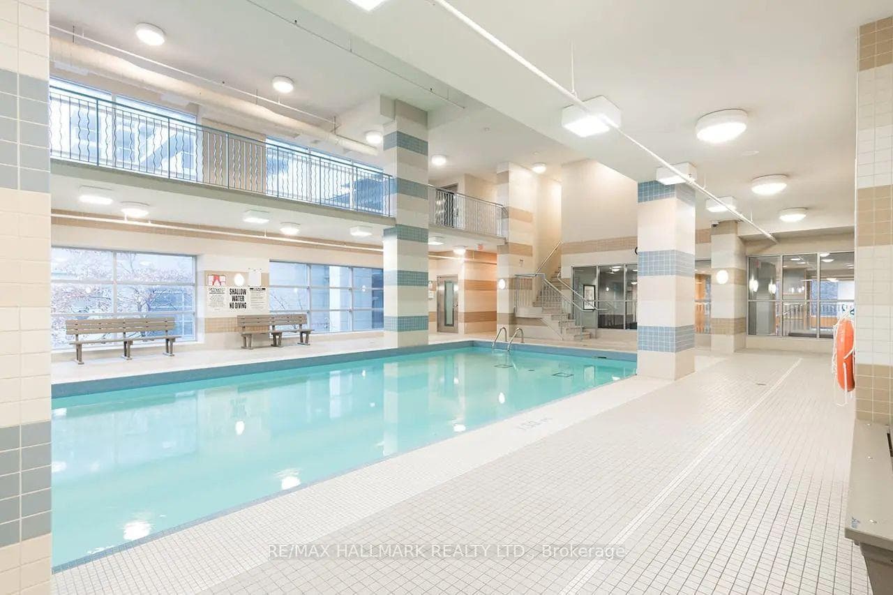 4978 Yonge Street Unit 812 photo 10