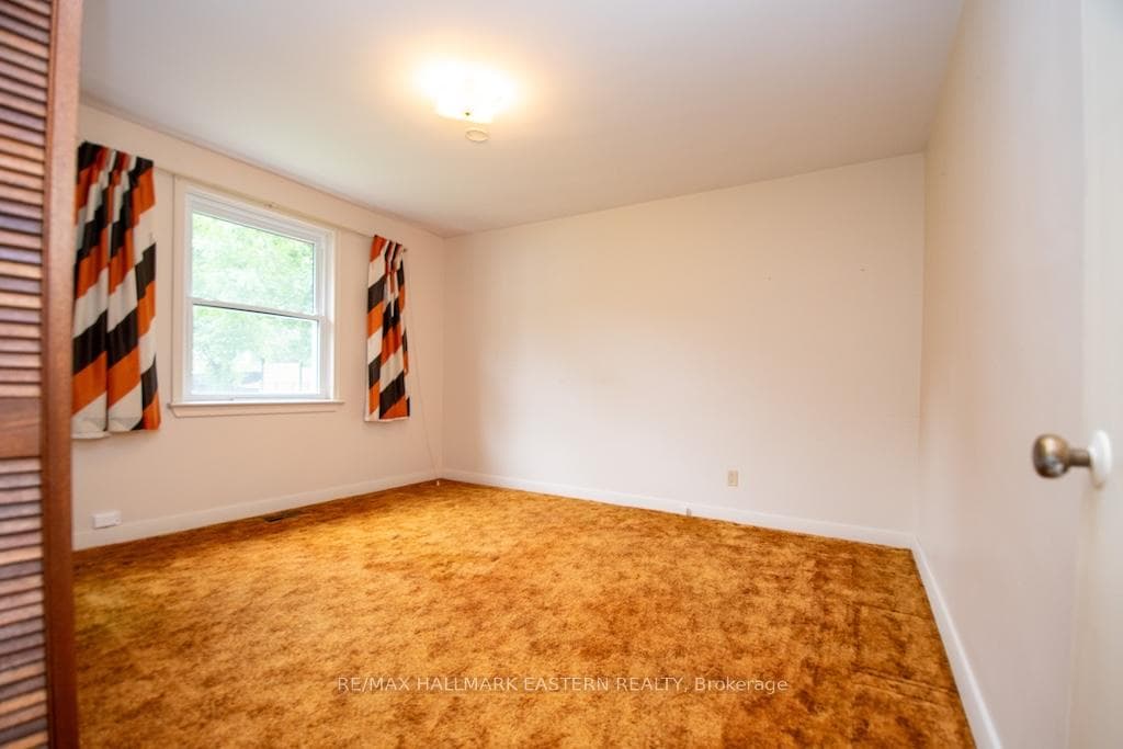 844 Philip Street photo 15