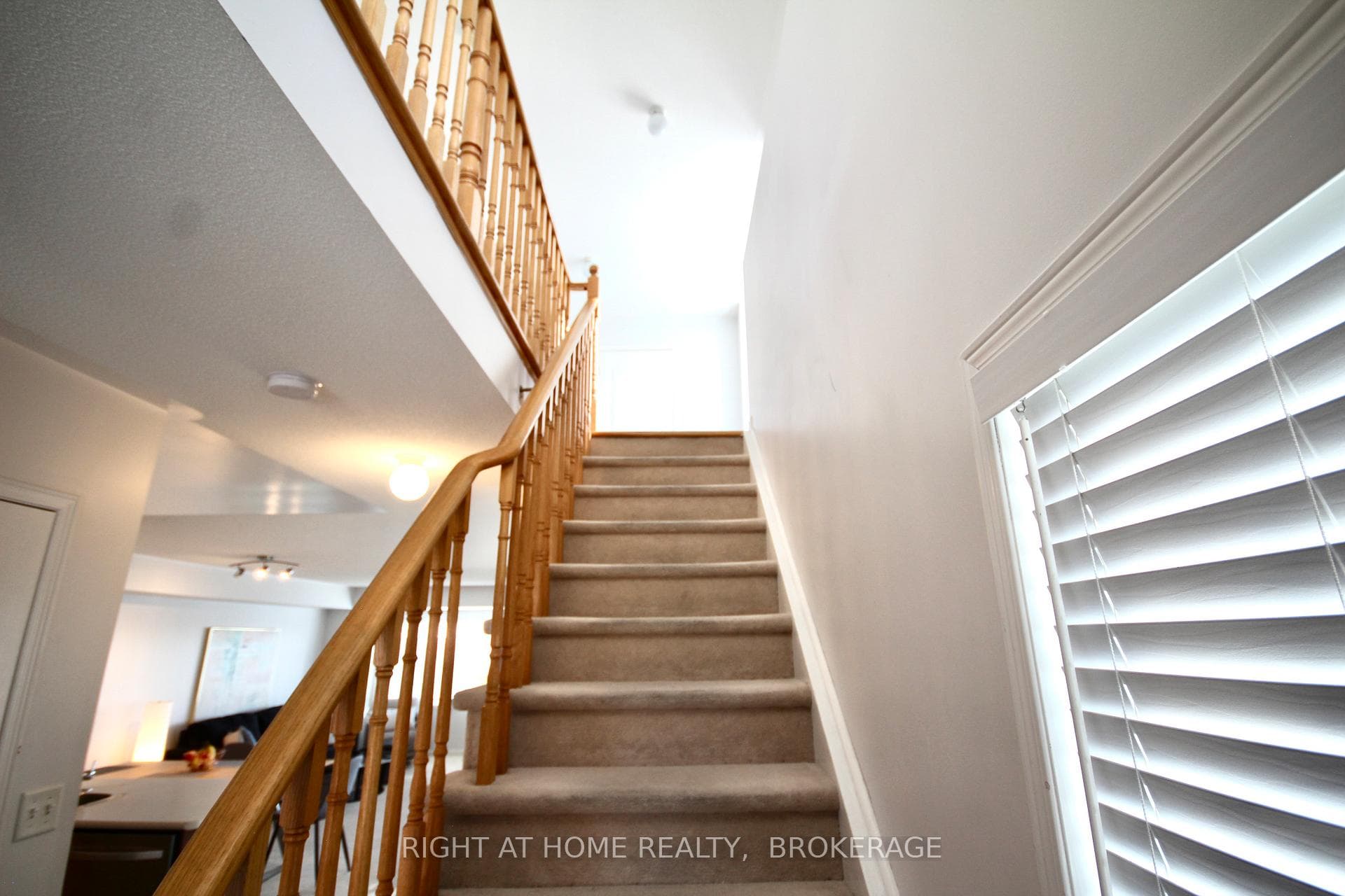 3985 EGLINTON Avenue Unit 23 photo 14