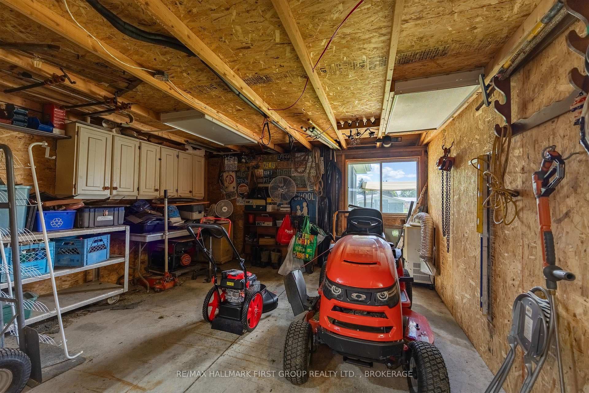 1470 Sydenham Road photo 29