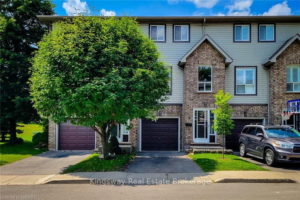 384 LIMERIDGE Road Unit 10 photo 3
