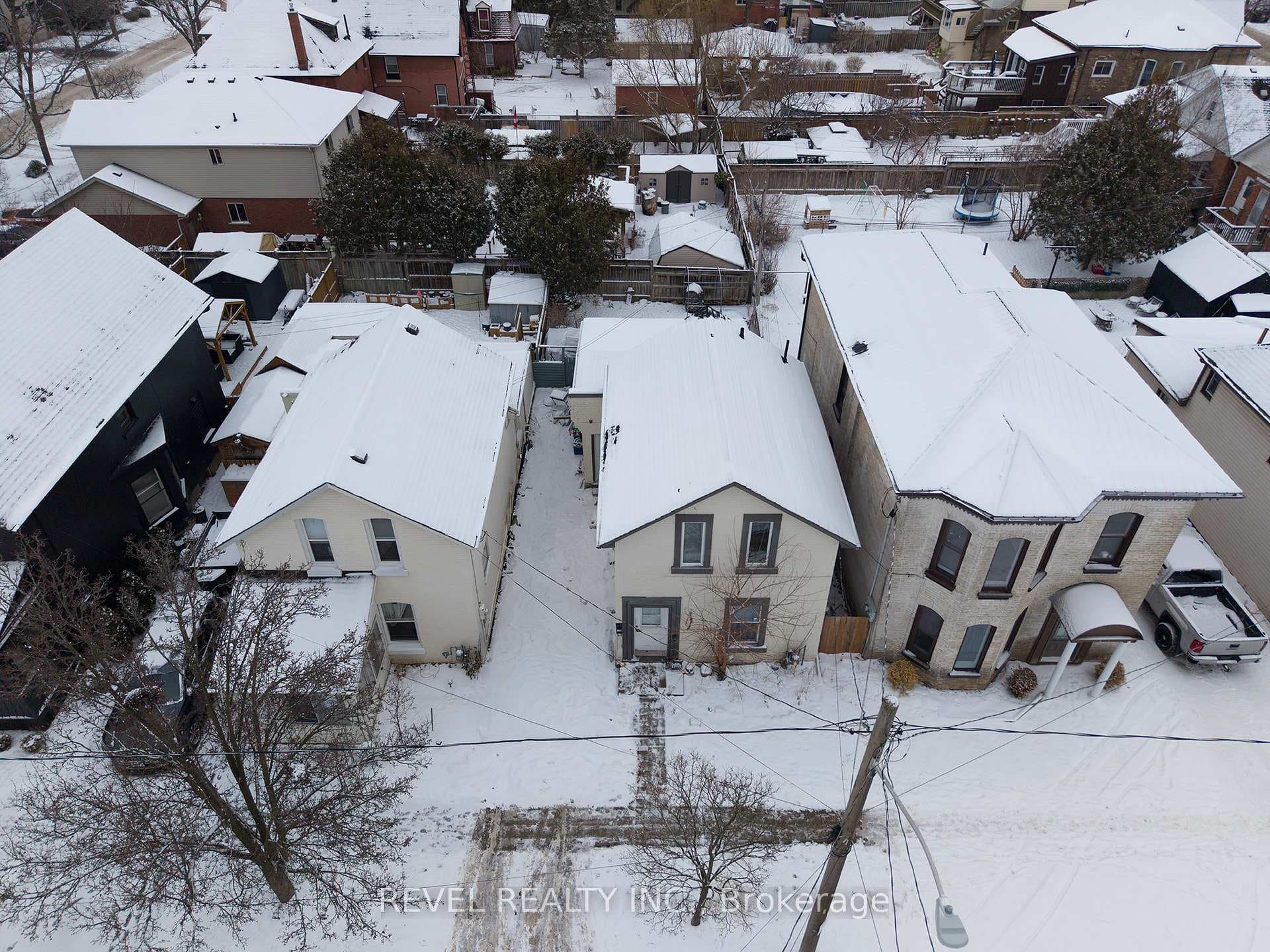 129 Peel Street photo 16