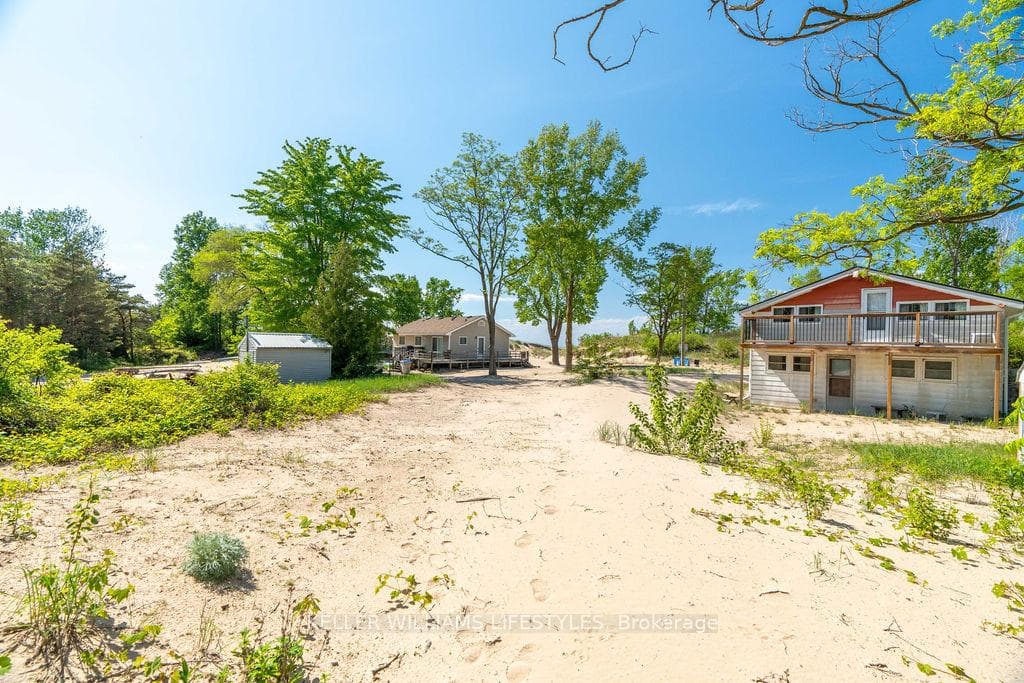 7403 SANDERSON Road photo 29