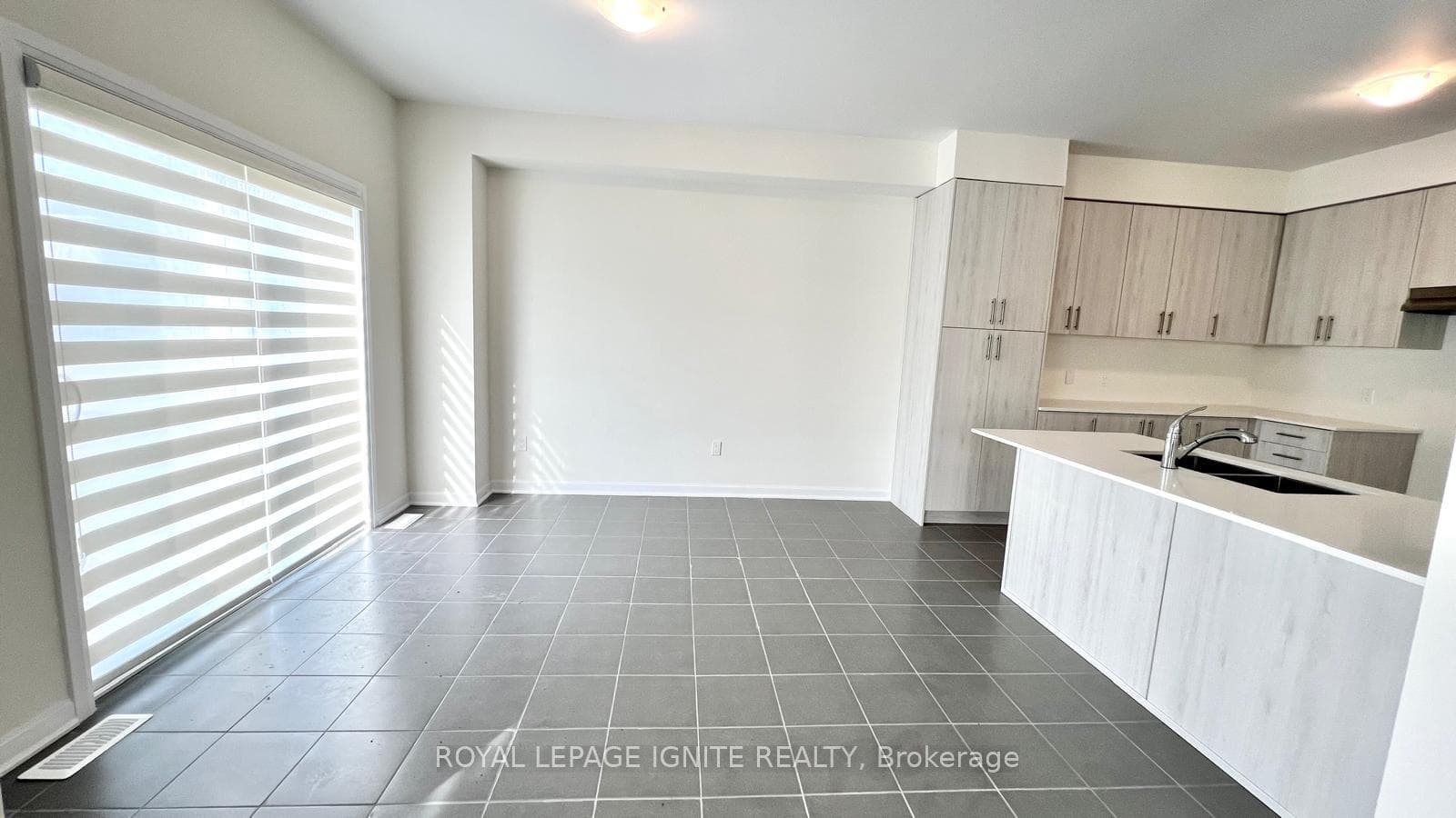 85 Oakmont Drive photo 4