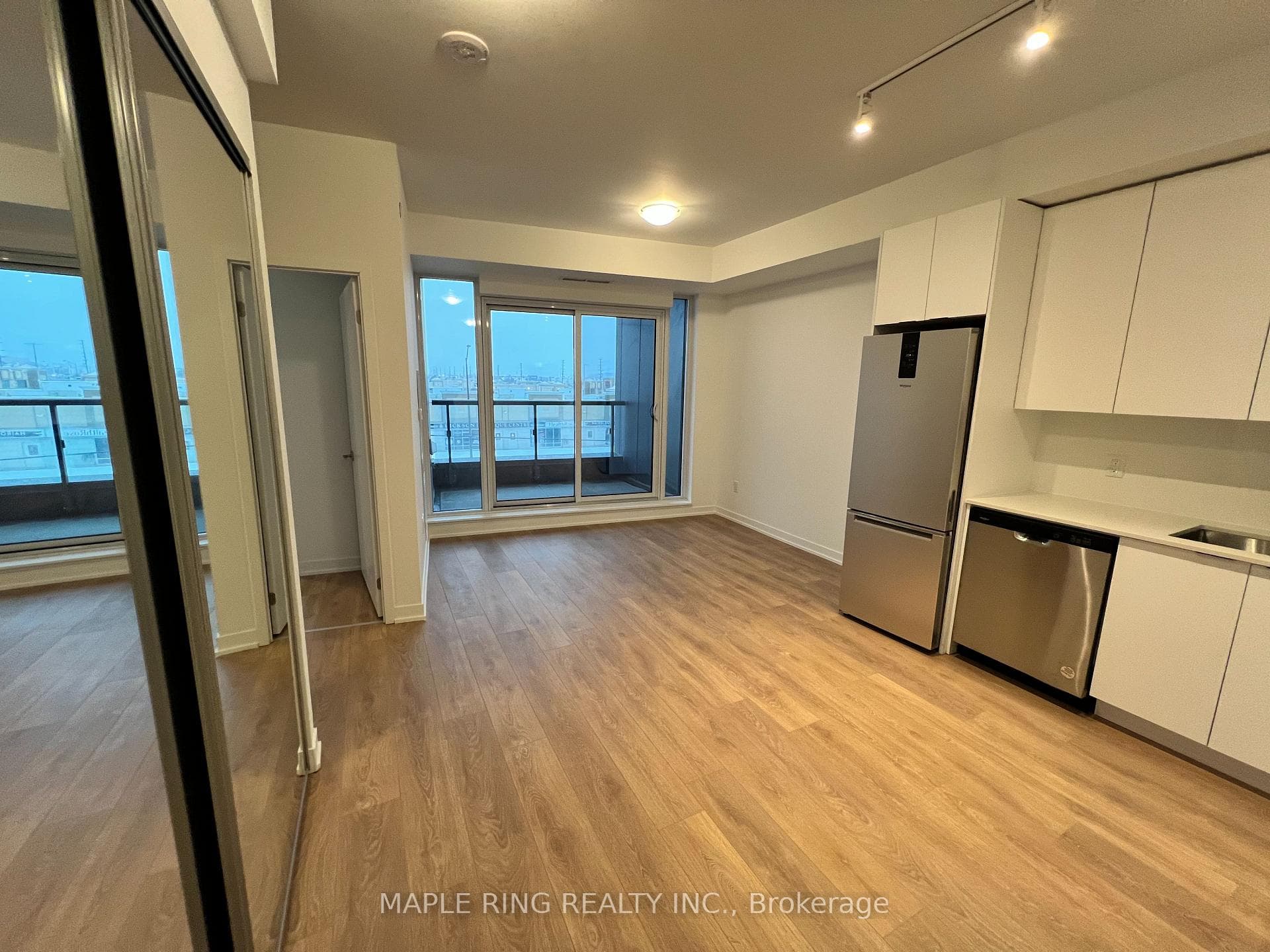498 Caldari Road Unit 333 photo 2