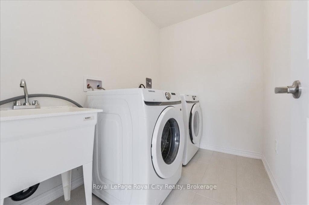 136 Edminston Drive photo 34