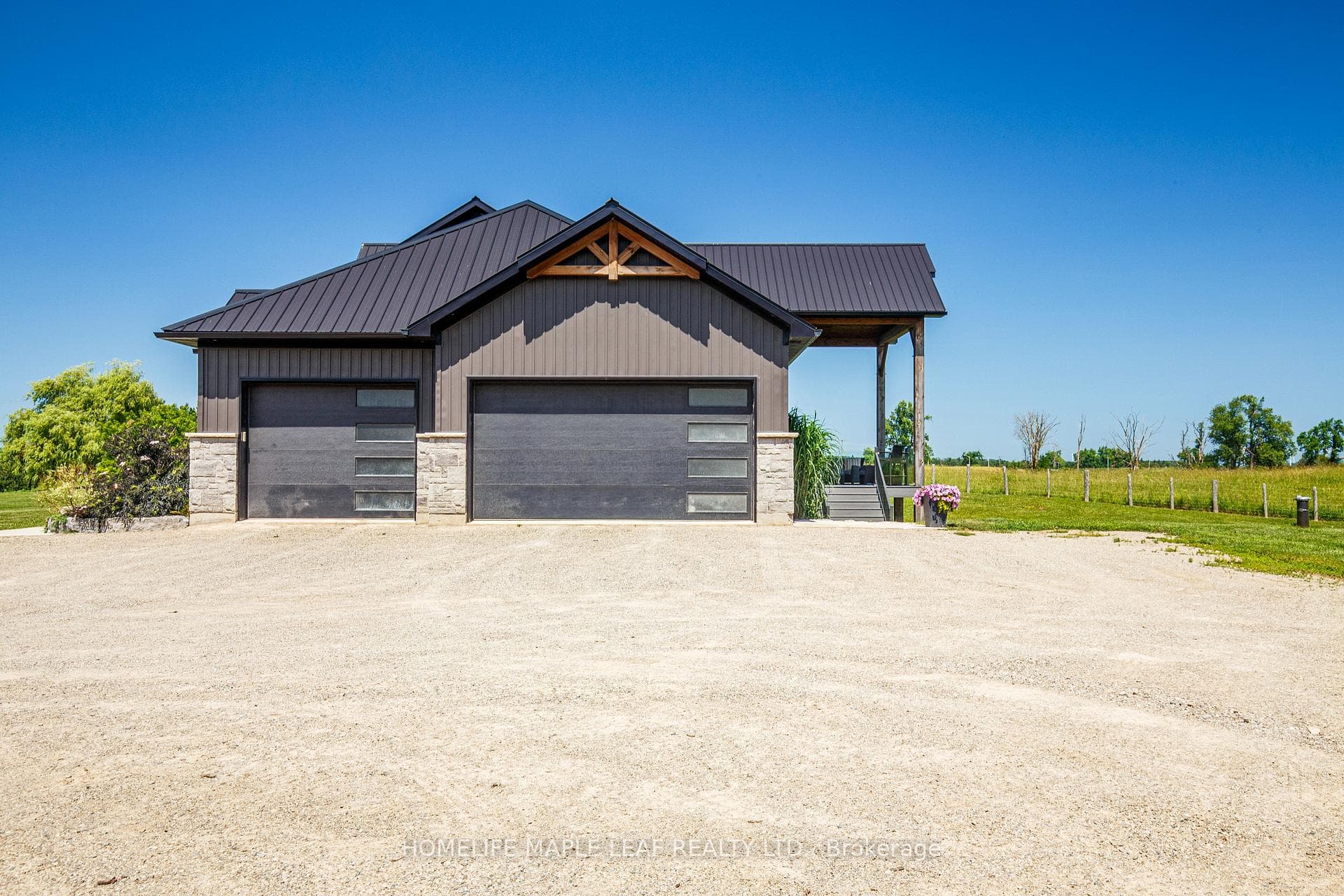 585437 County Road Unit 17 photo 38