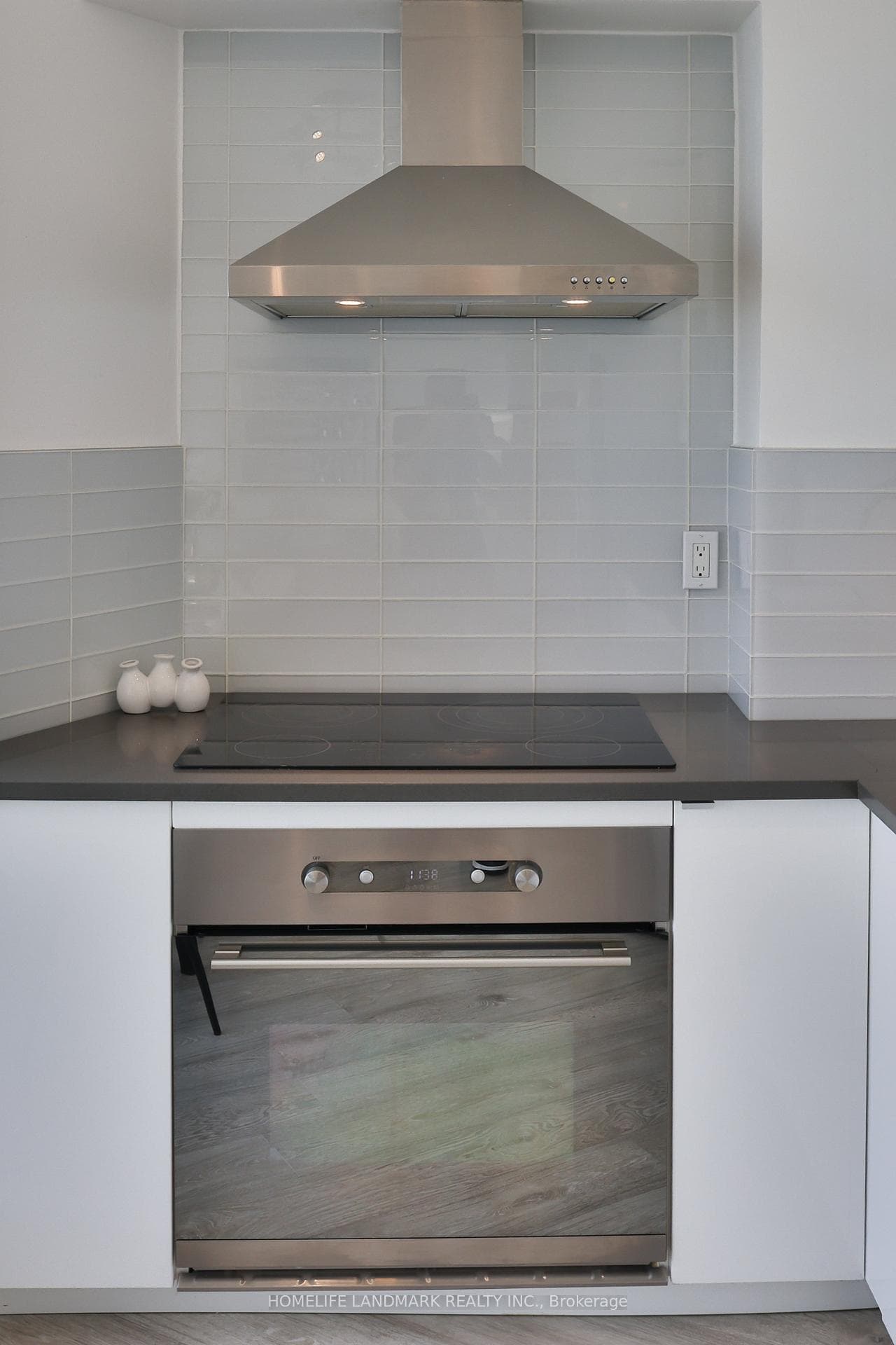 260 Queens Quay Unit 3005 photo 10