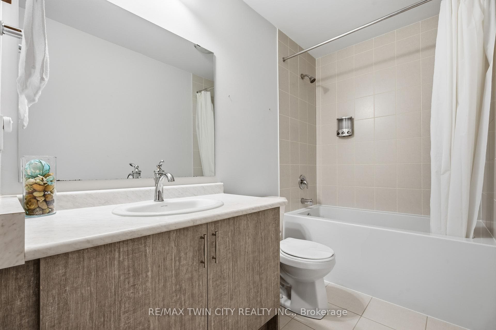 43 Blackburn Street photo 31