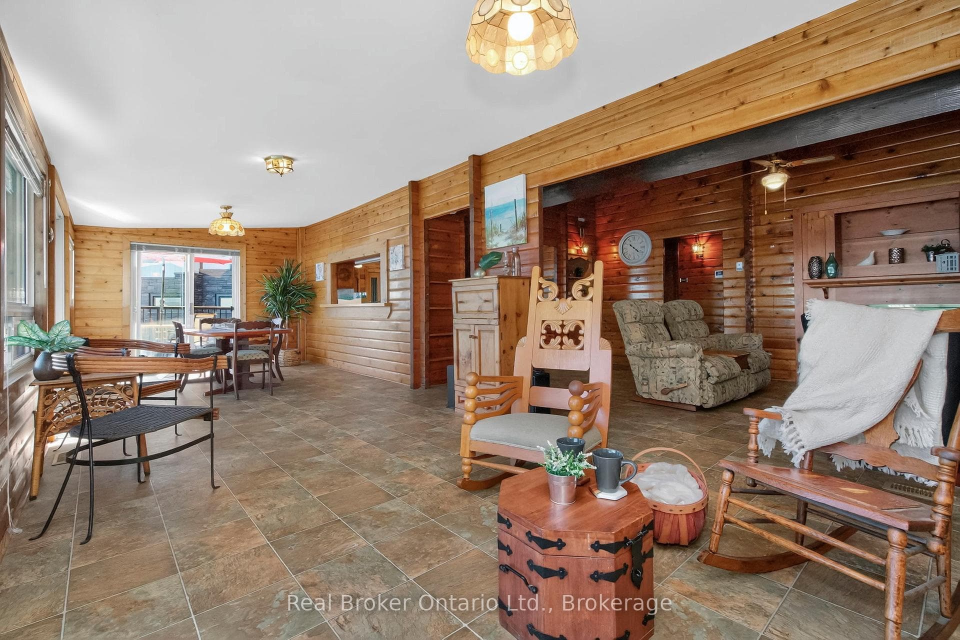 417 Pheasant Lane photo 15