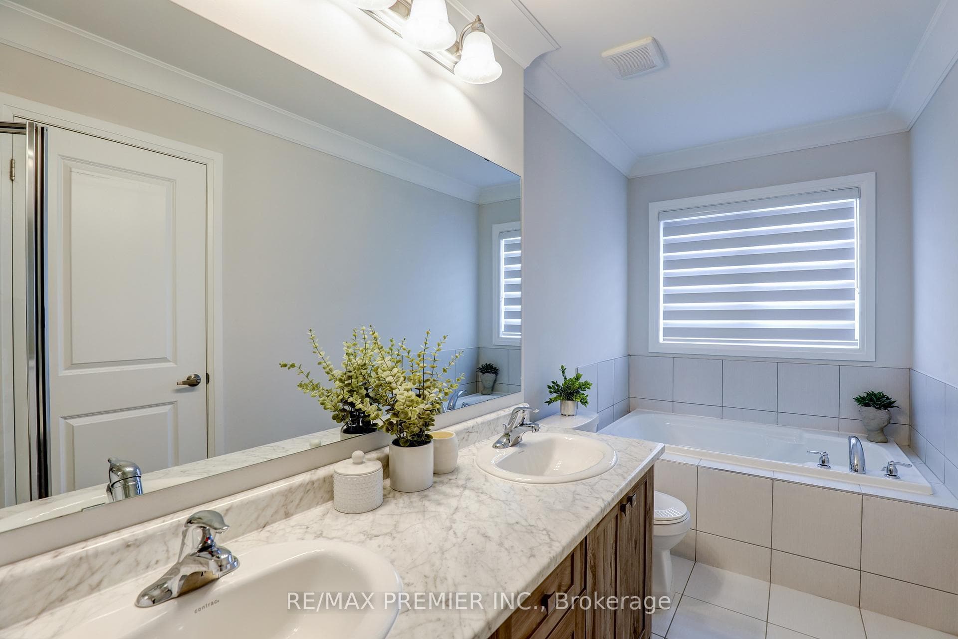 75 Landolfi Way photo 19