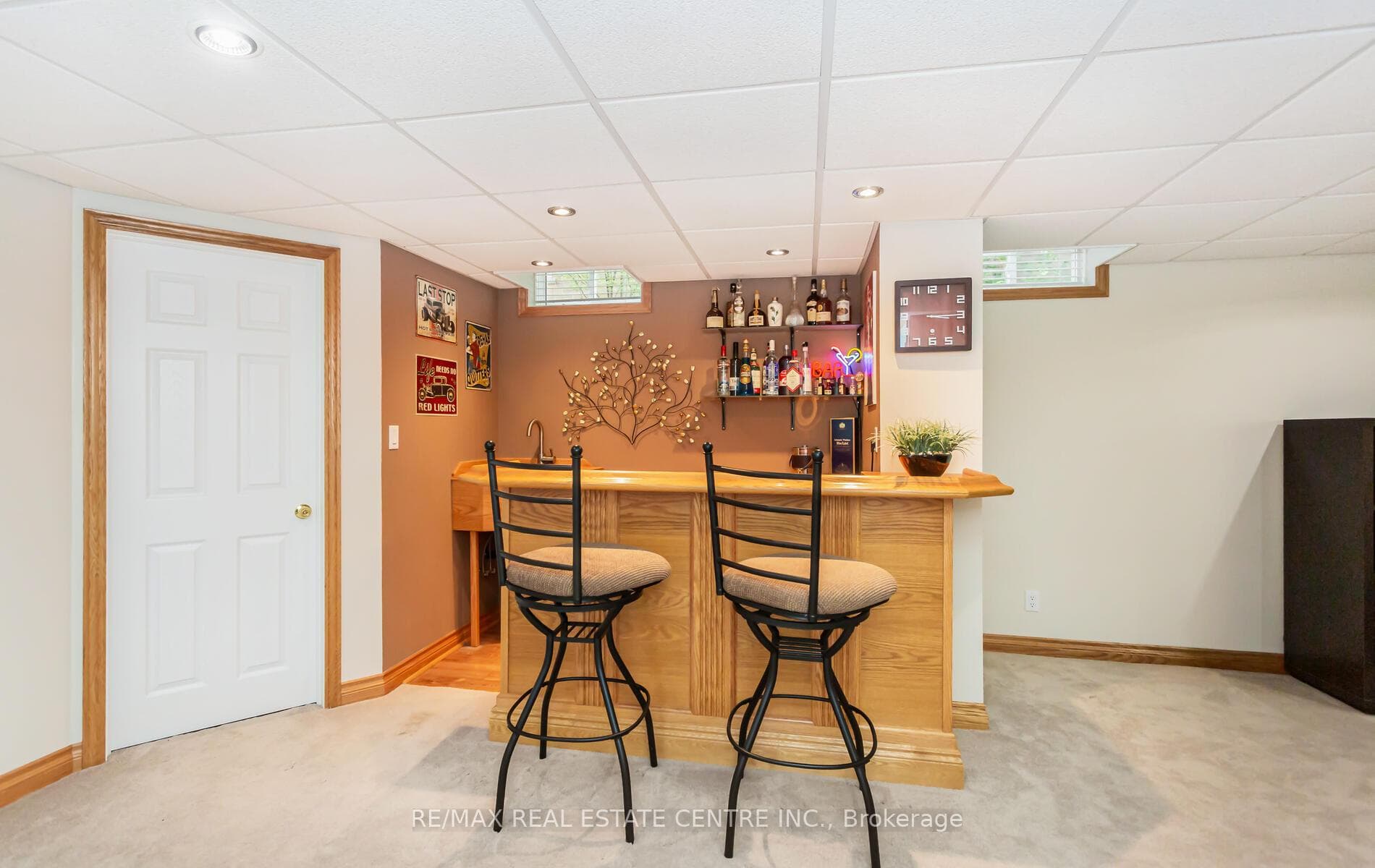 255 BARBER Drive photo 32
