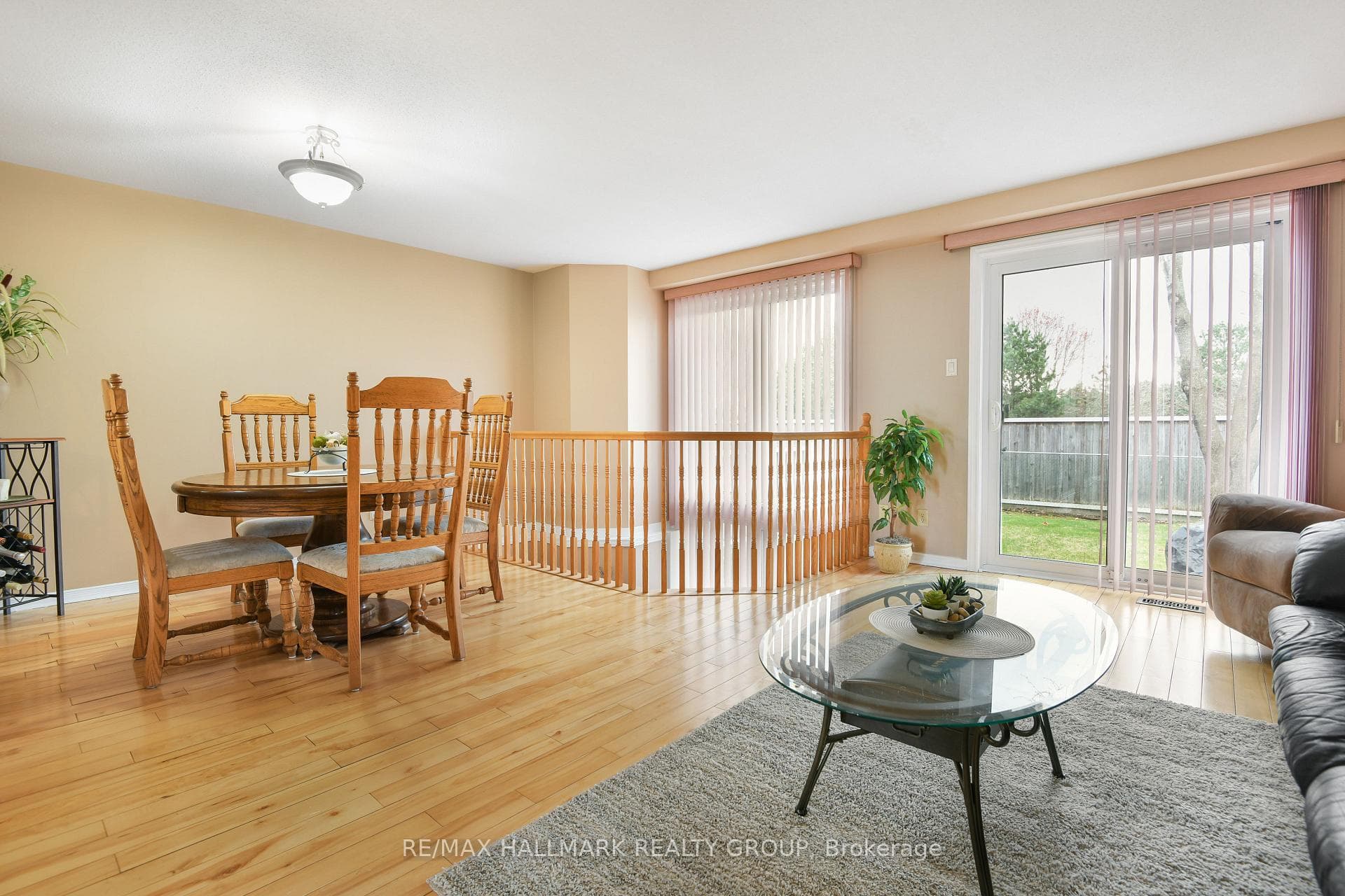 2085 Boake Street photo 13