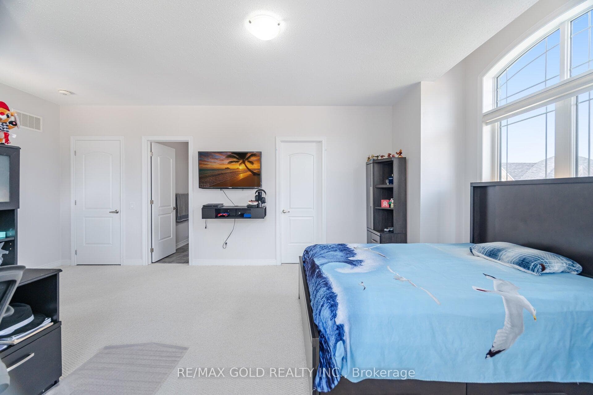 54 Ash Hill Avenue photo 27