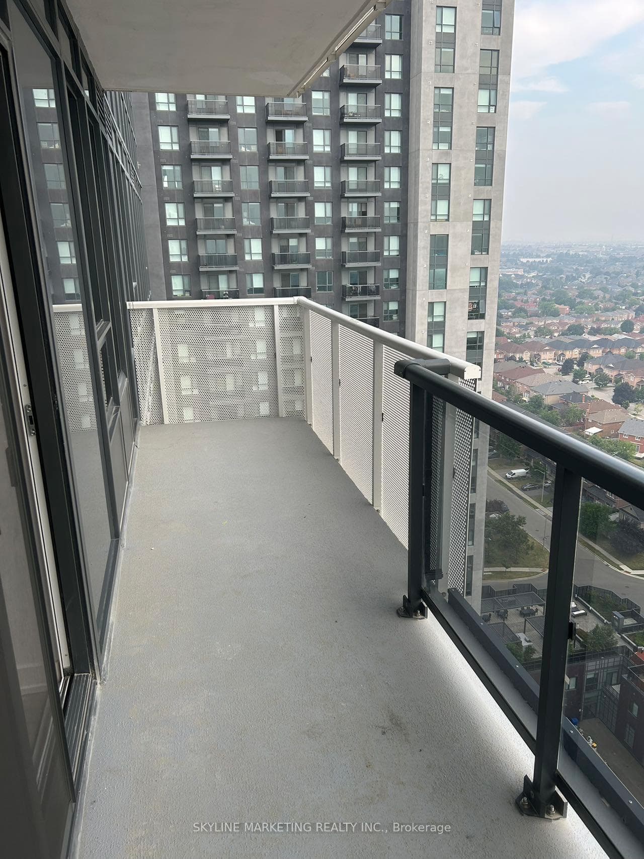 5105 Hurontario Street Unit 2212 photo 10