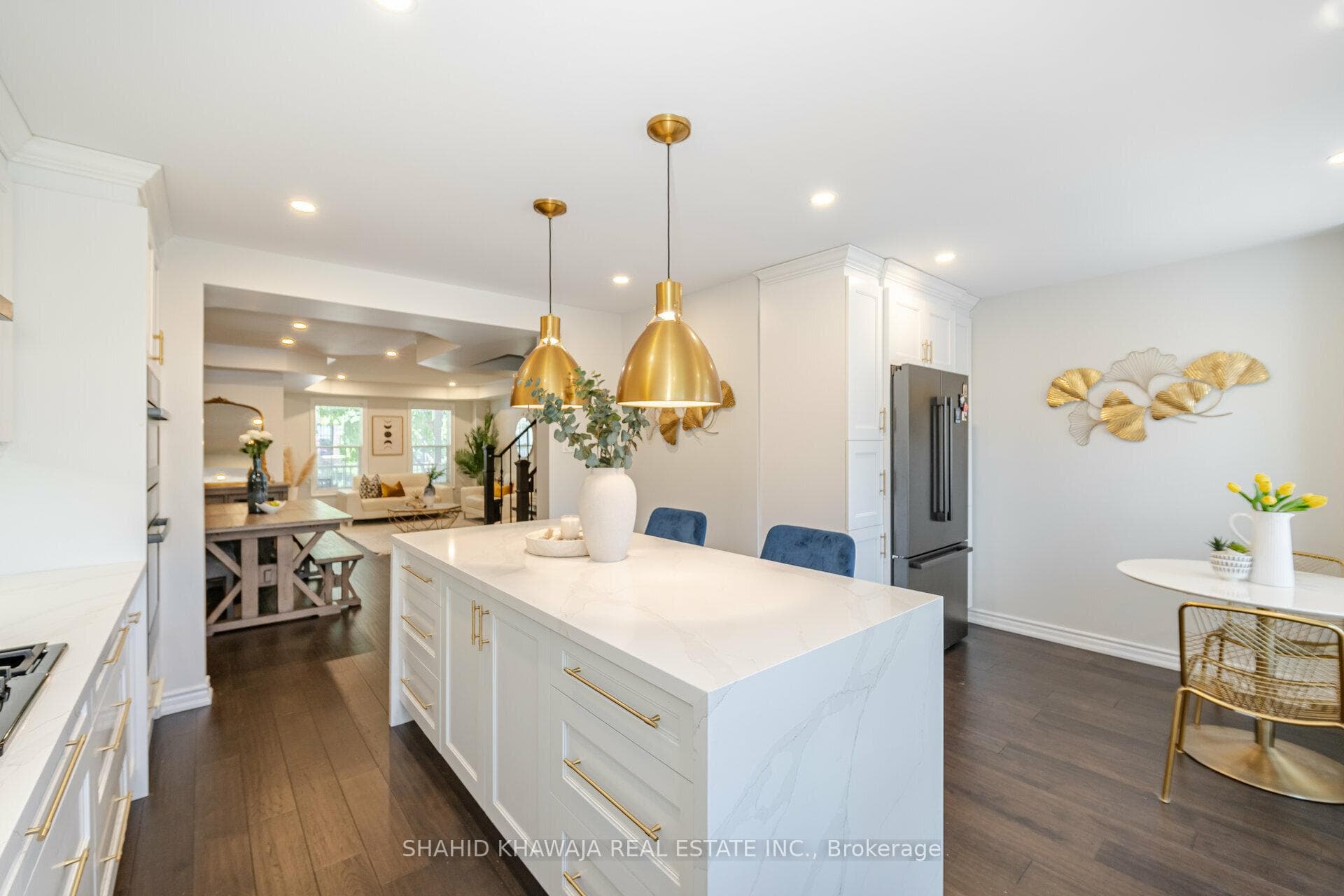 186 Littlewood Drive photo 11