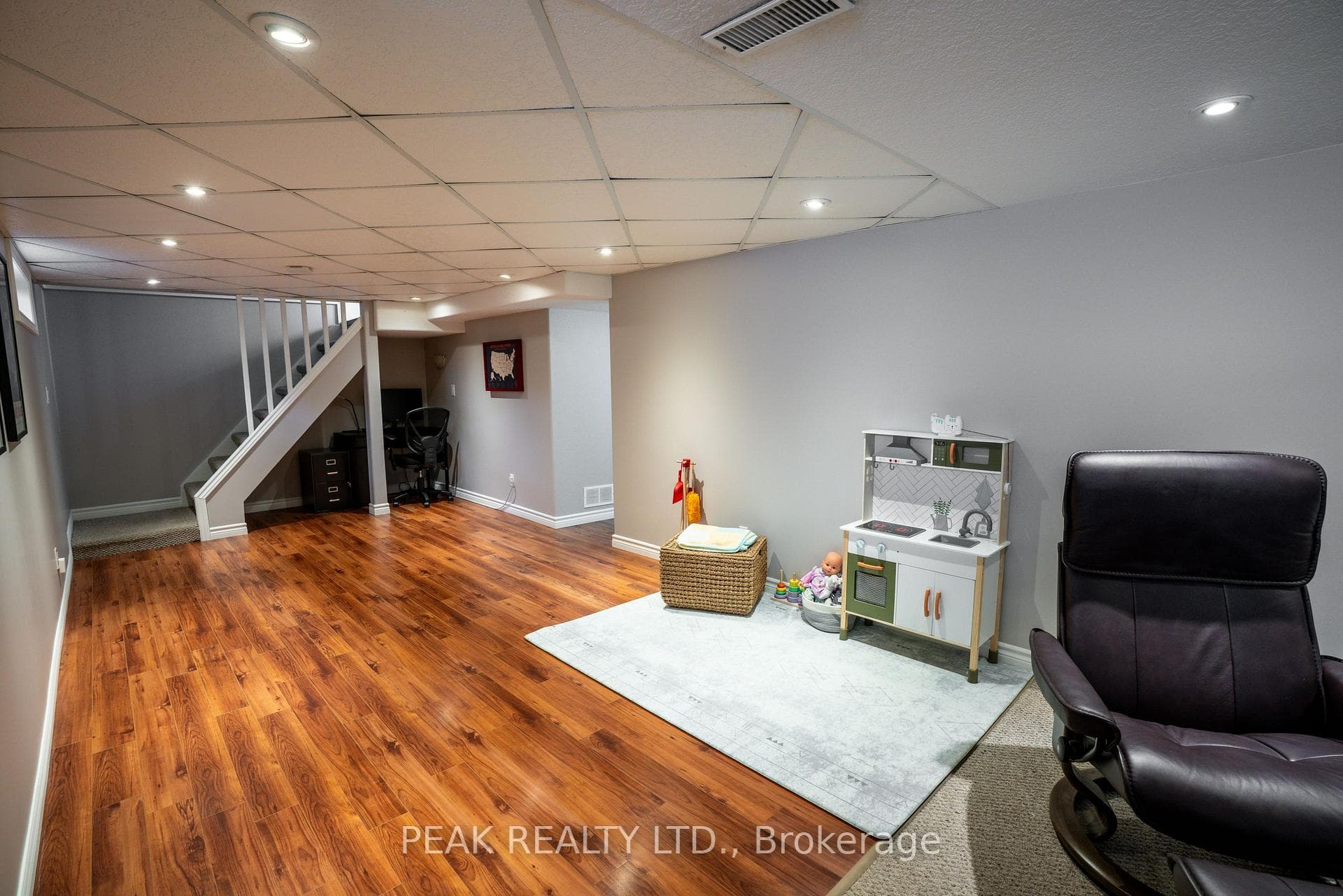 538 Dunbar Road photo 30