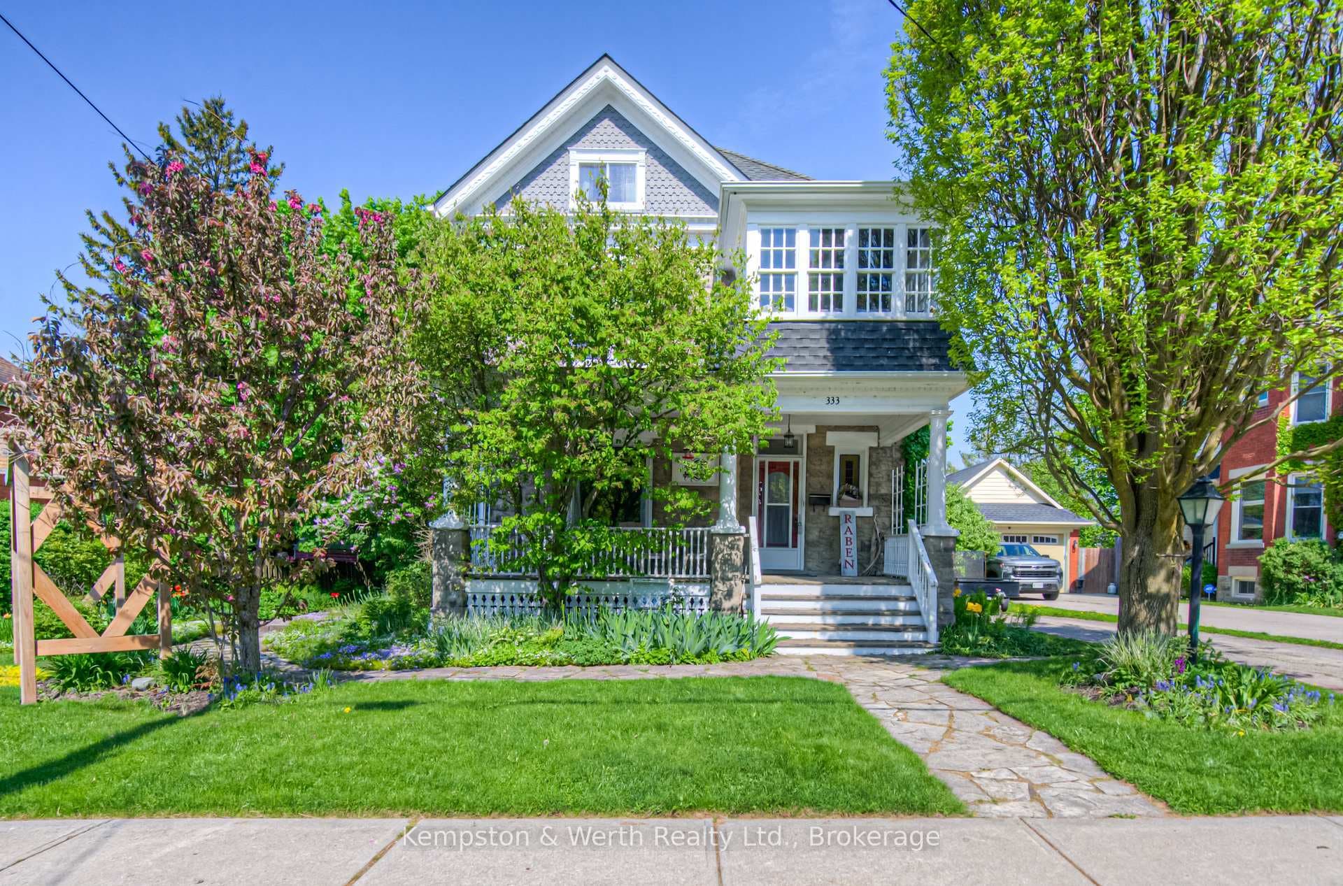 333 Barber Avenue photo 1