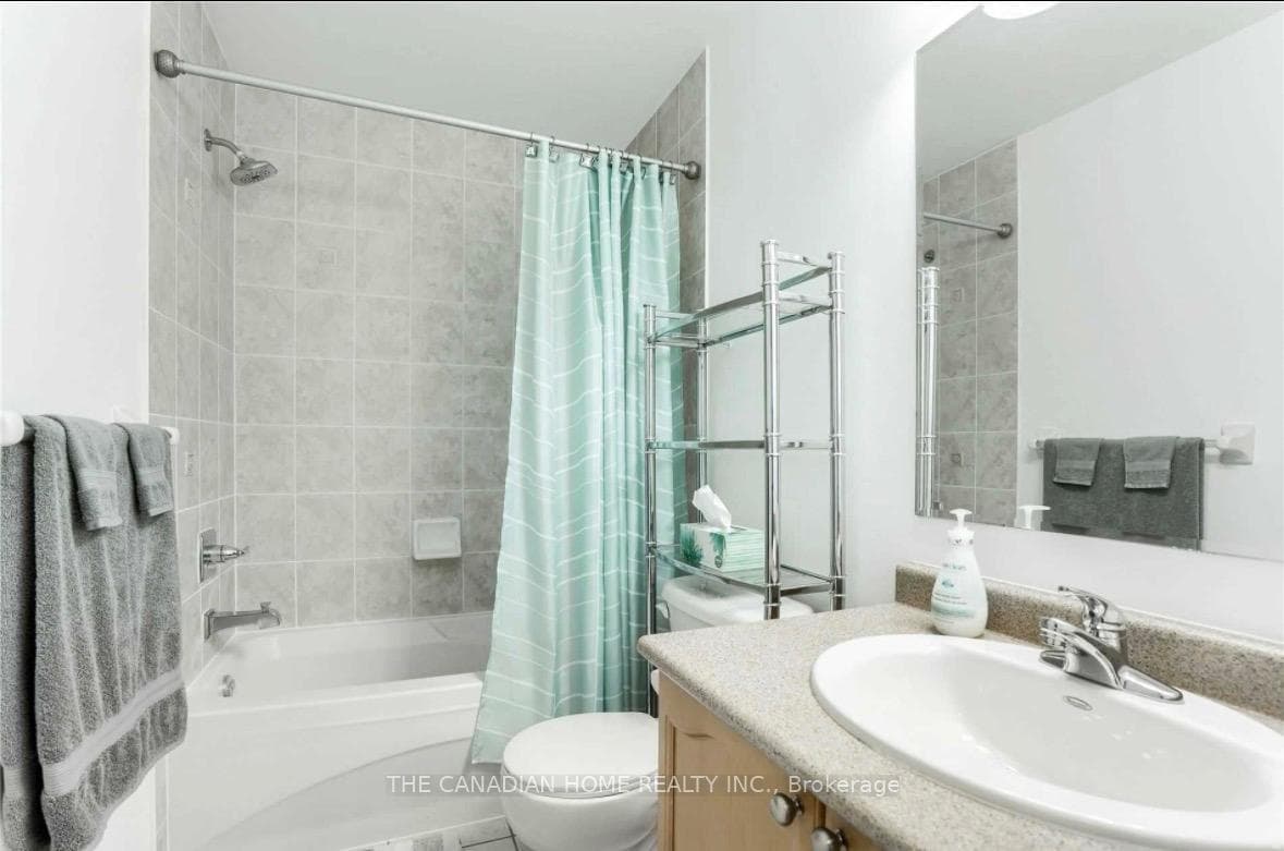 929 Deverell Place photo 9