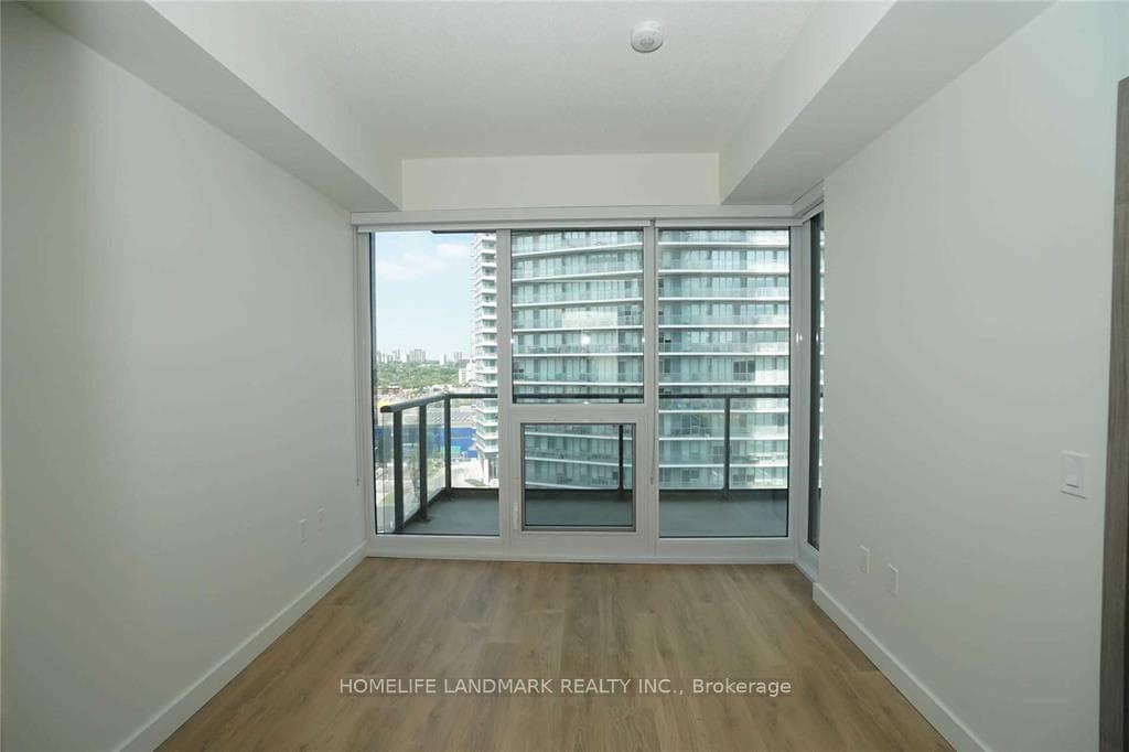 95 Mcmahon Drive Unit 1015 photo 12
