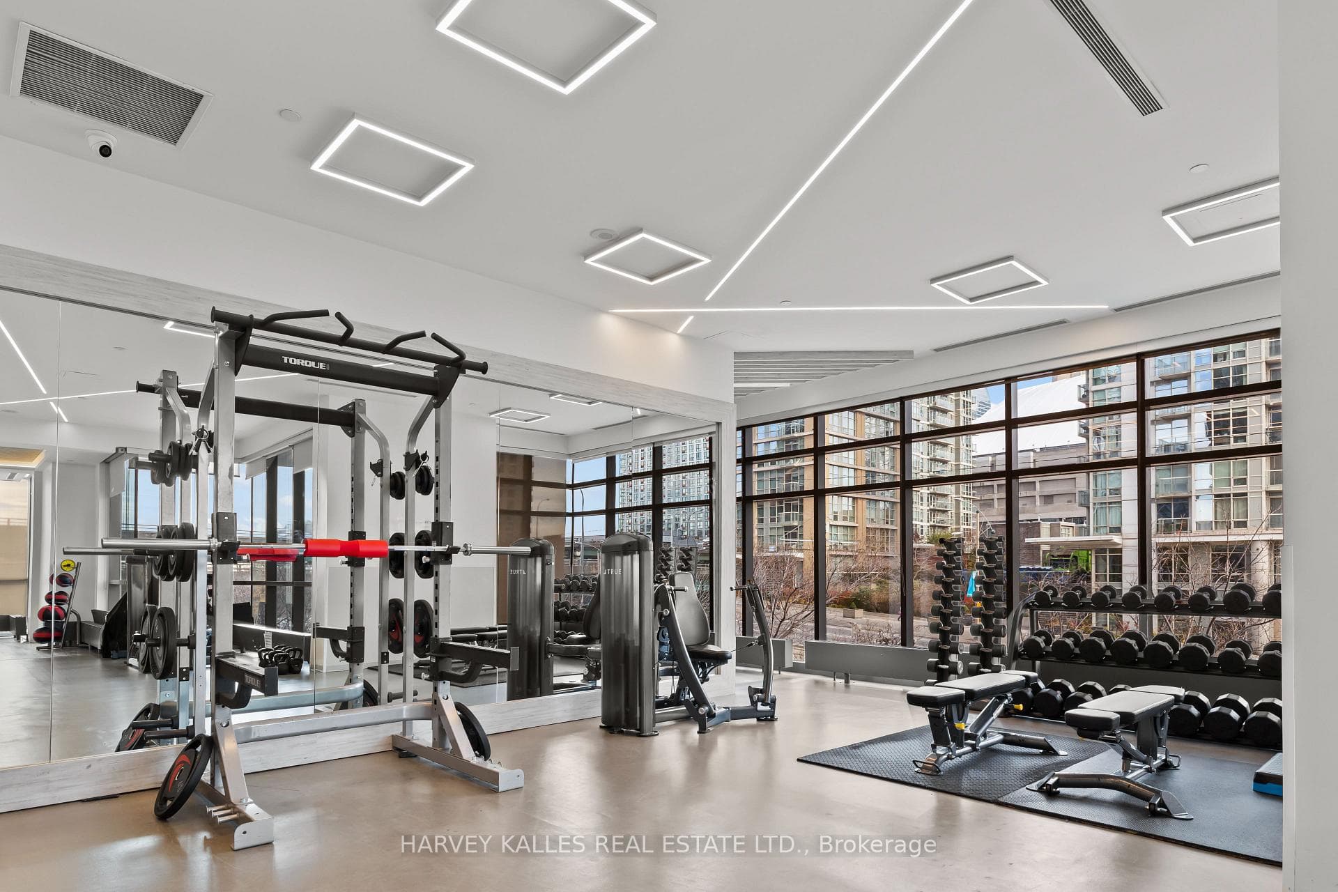 15 Fort York Boulevard Unit 2311 photo 31
