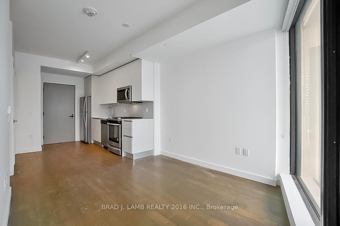 2A Church Street Unit 1608 photo 2