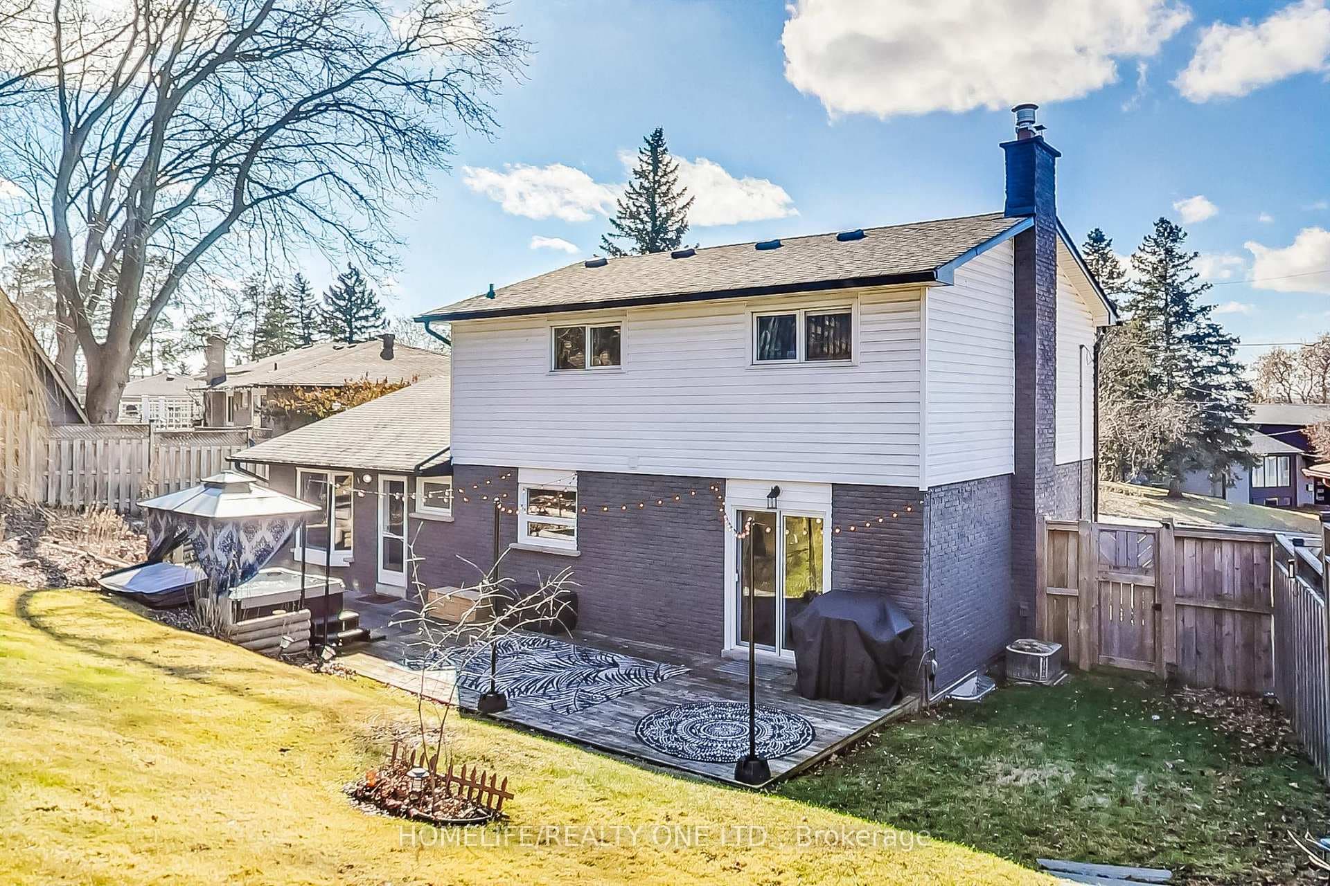 57 Springdale Crescent photo 25