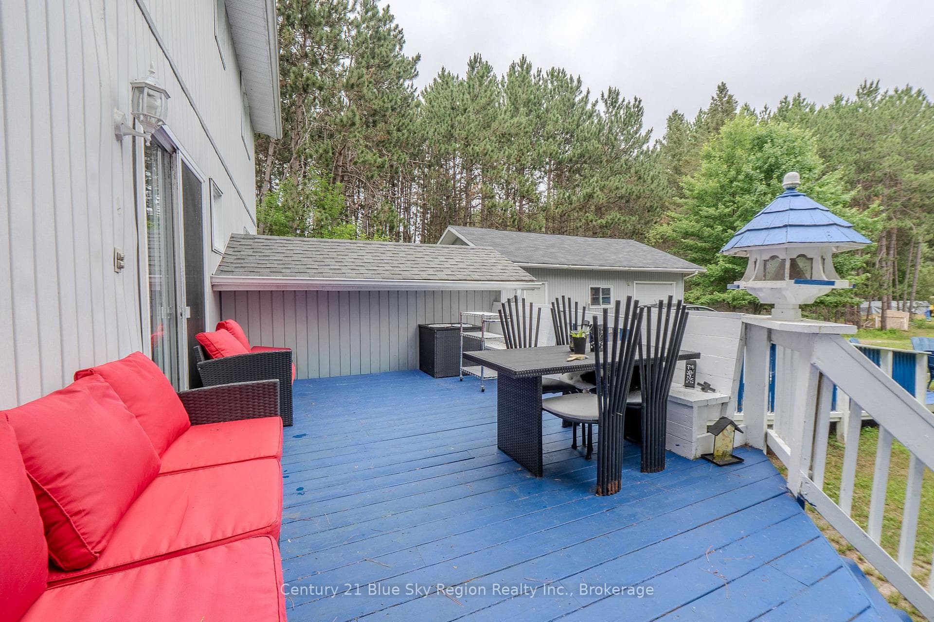 310 Pinecreek Crescent photo 47