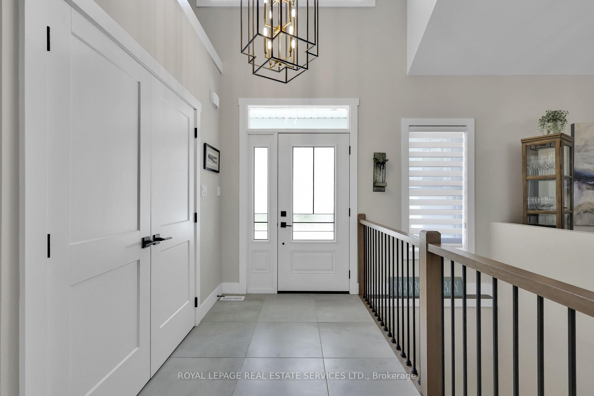 131 Glenlake Boulevard photo 7