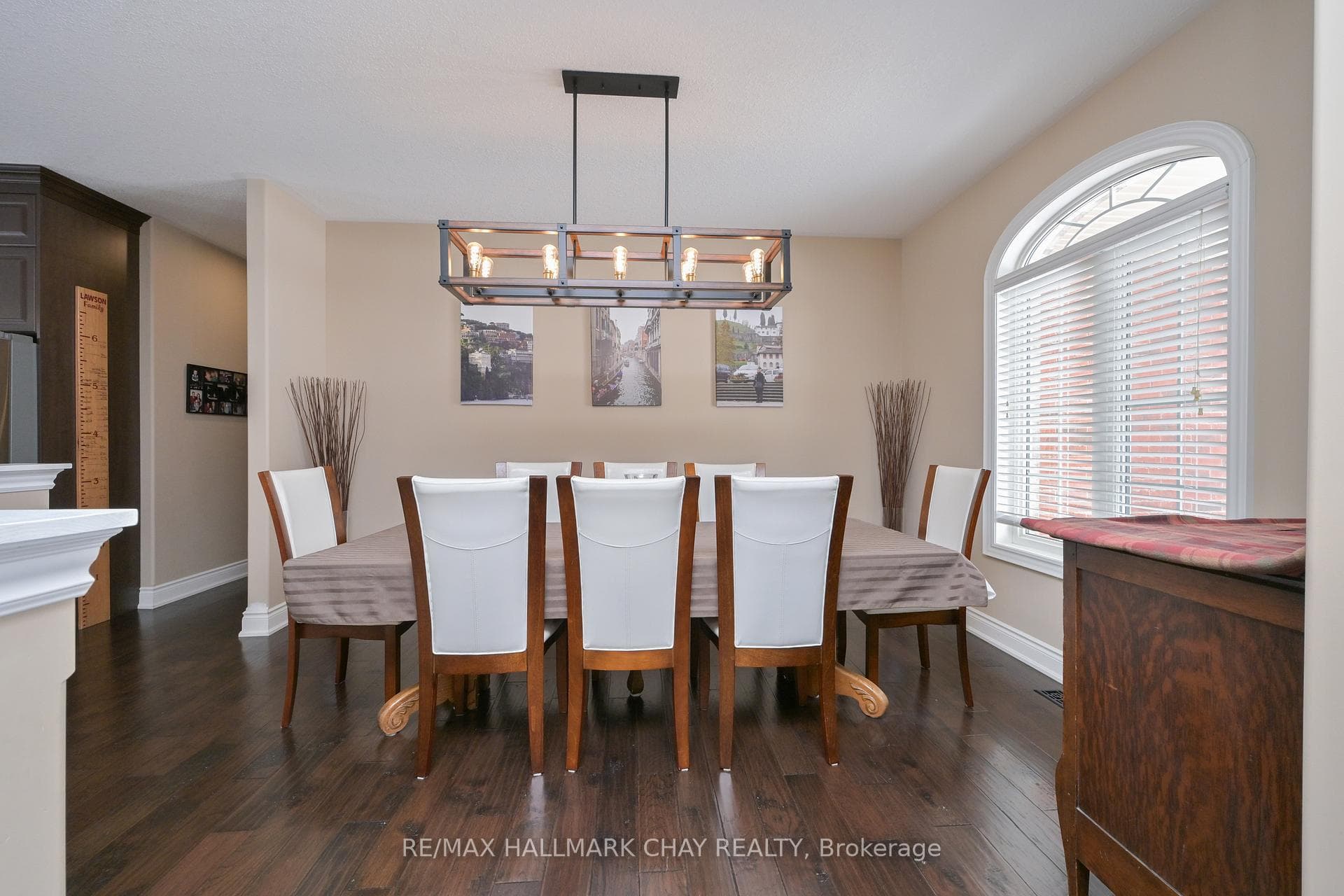 11 Harry Parker Place photo 15