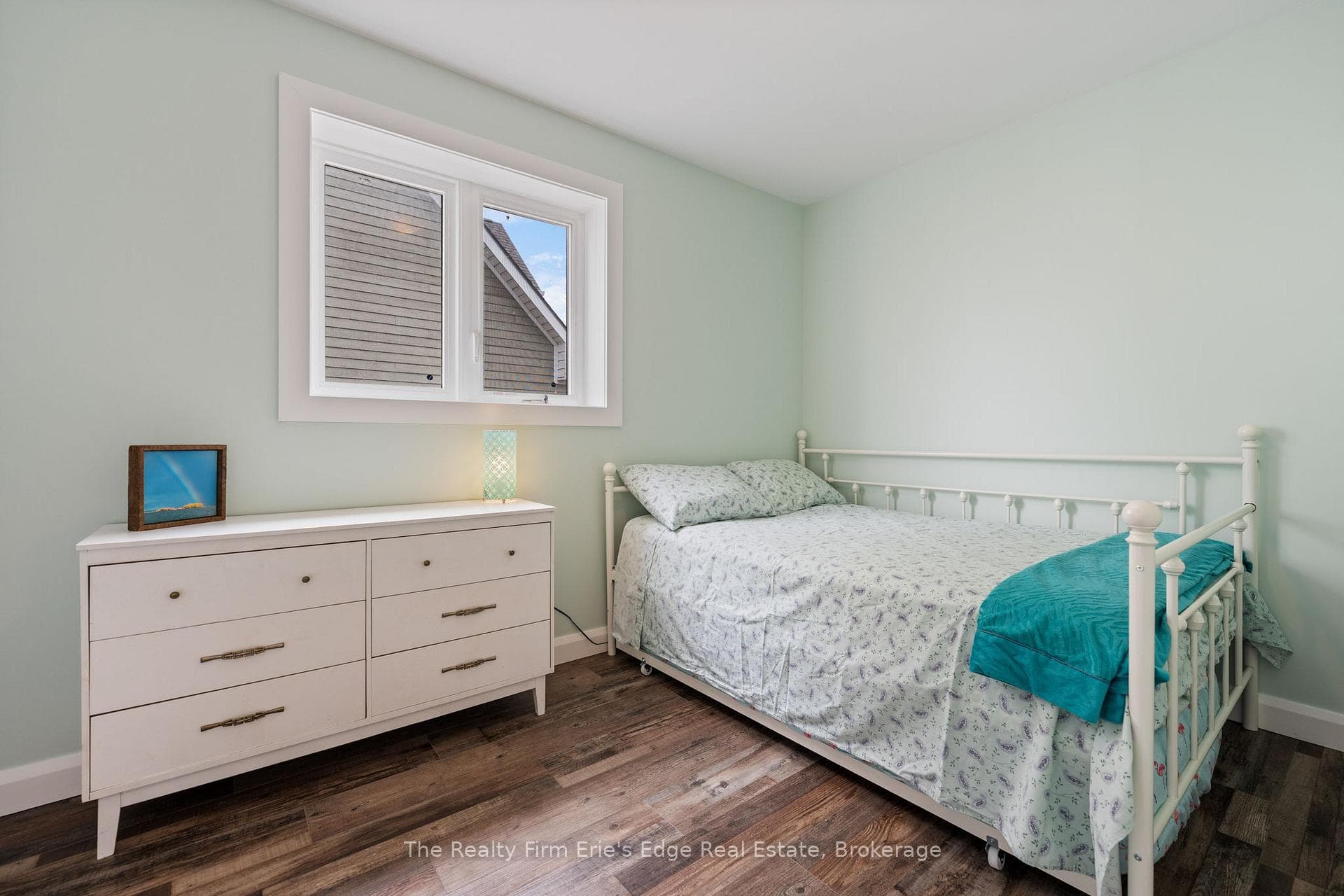 24 Erie Boulevard photo 21