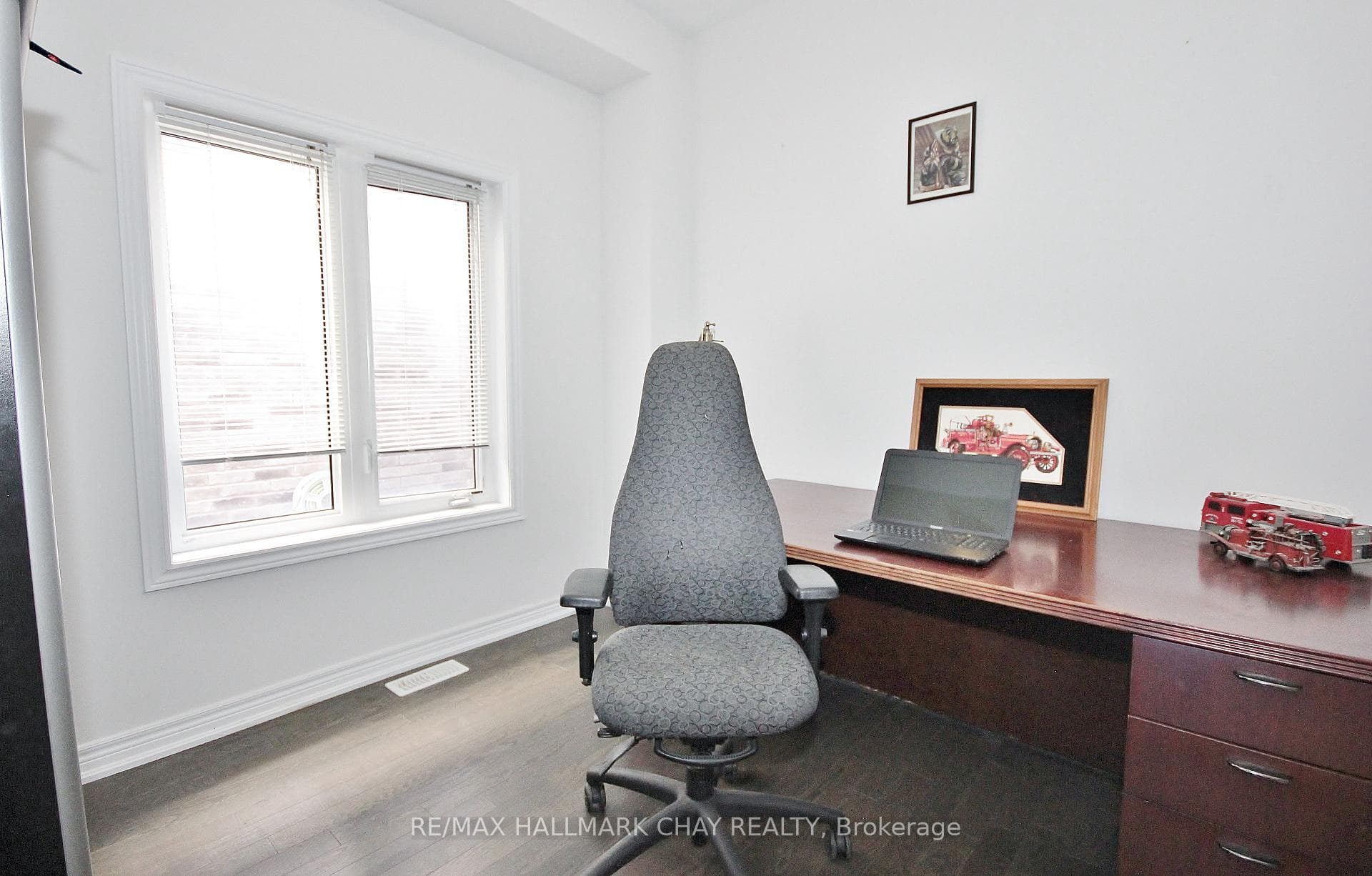1509 Angus Street photo 9