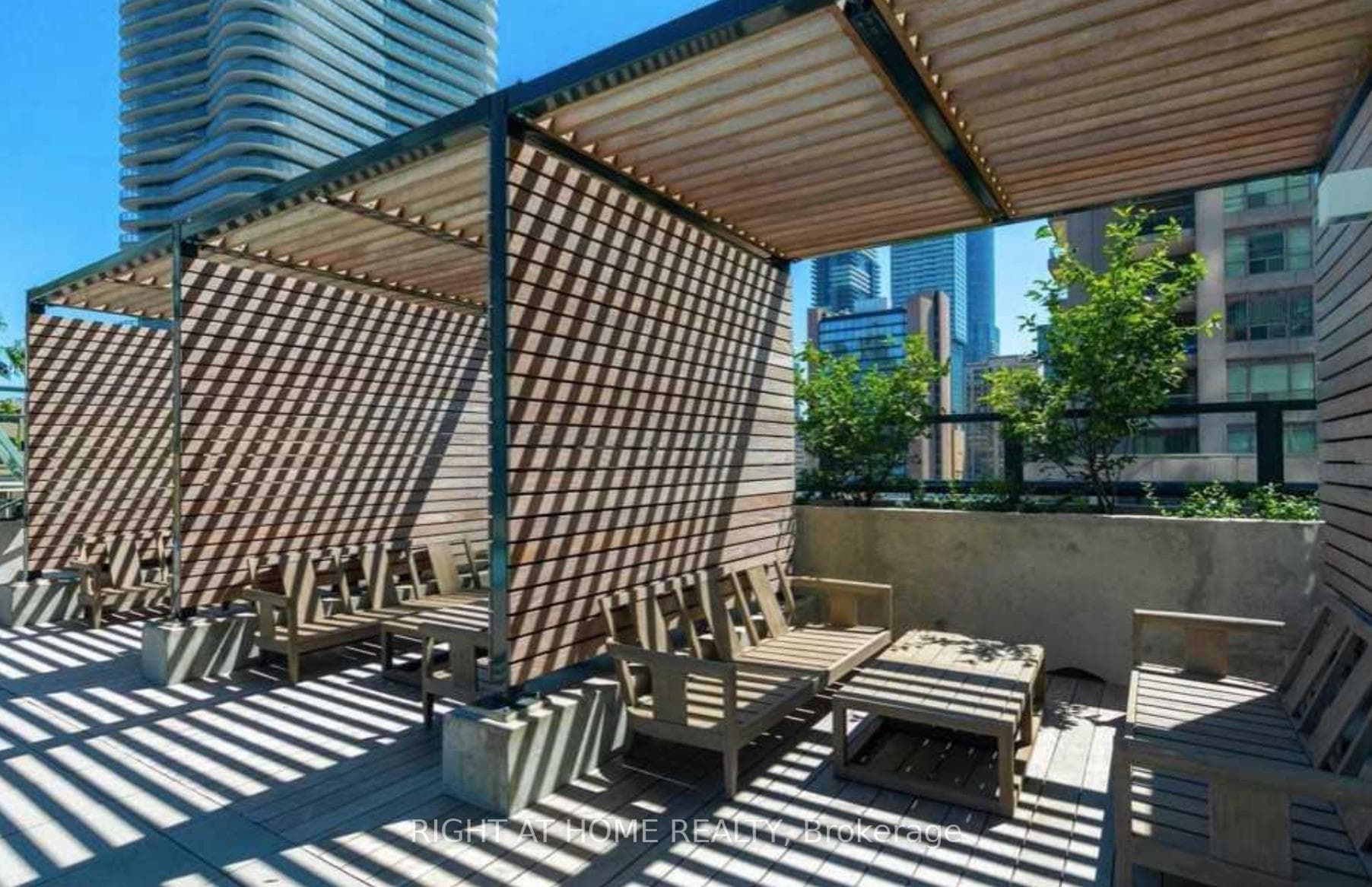955 Bay Street Unit 2213 photo 35
