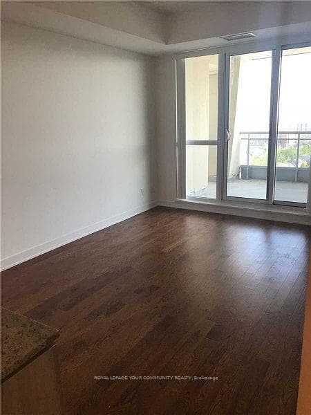 9201 Yonge Street Unit 2206 photo 7