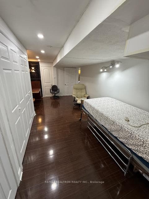 2477 Islington Avenue Unit Basement photo 14