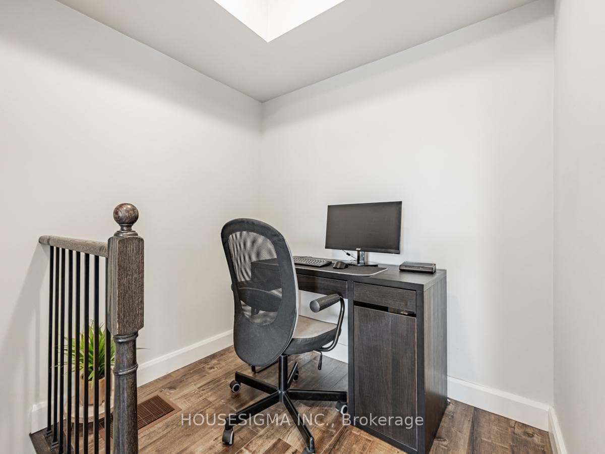 6 Foundry Avenue Unit 156 photo 19