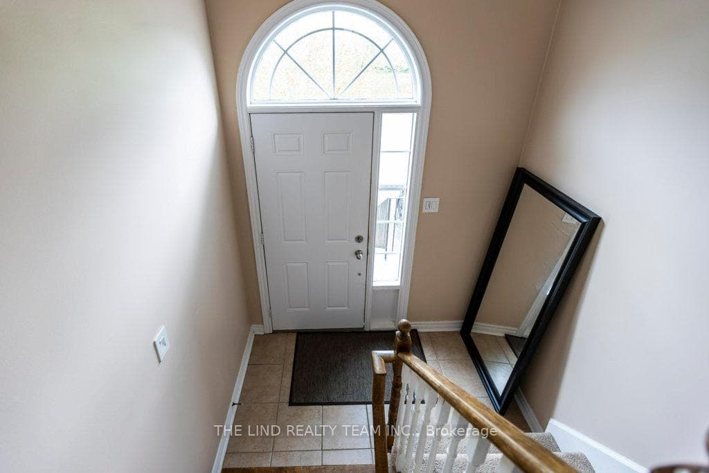 61 Mcintyre Drive photo 9