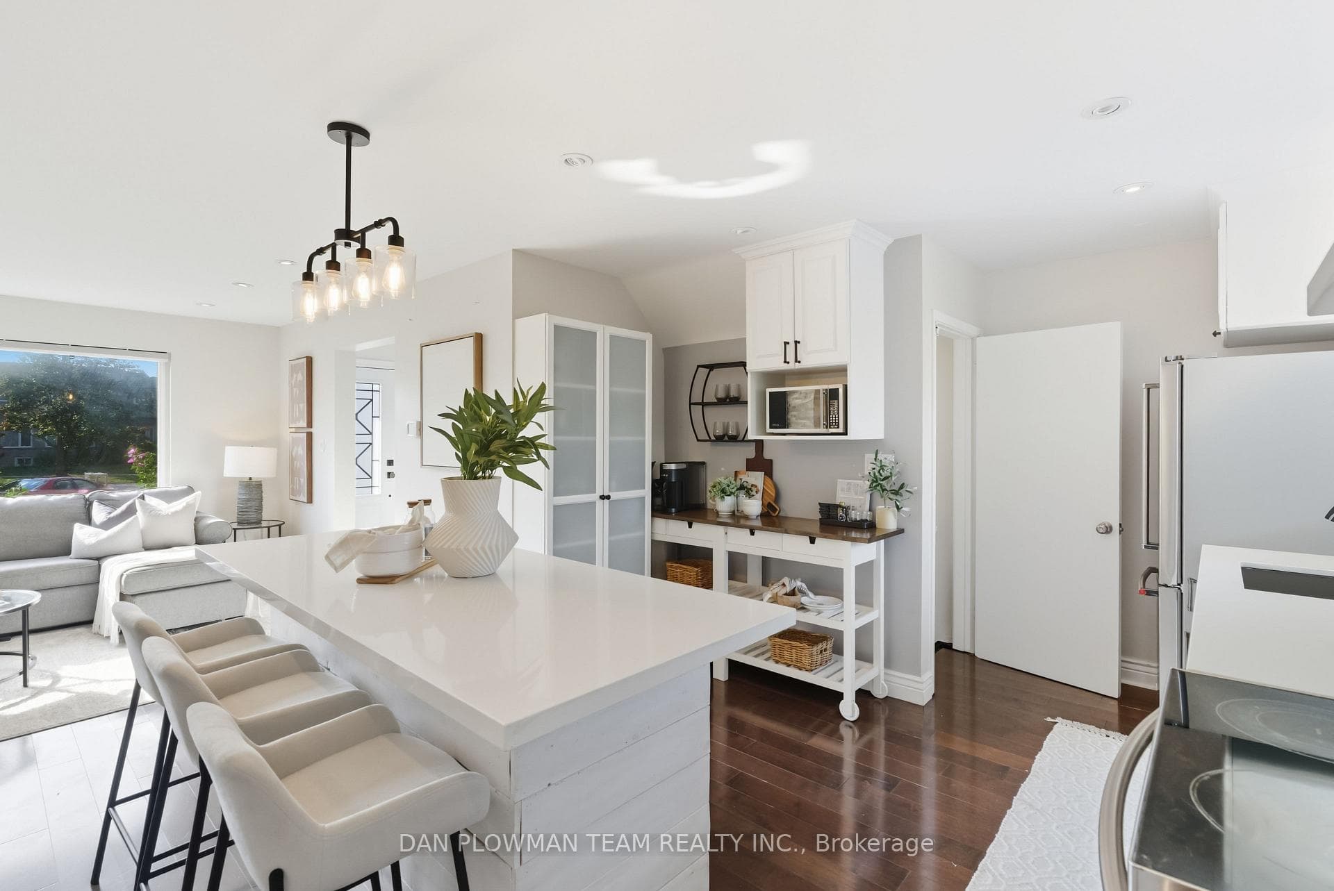 22 Athenia Court photo 5
