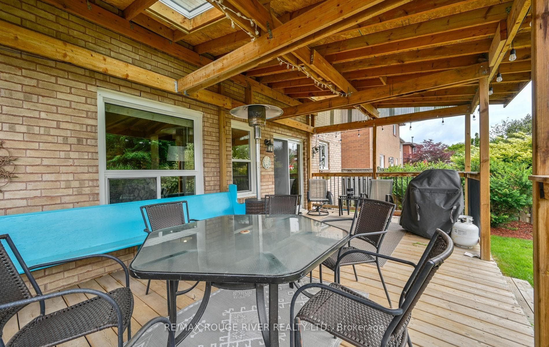 64 Keeble Crescent photo 40