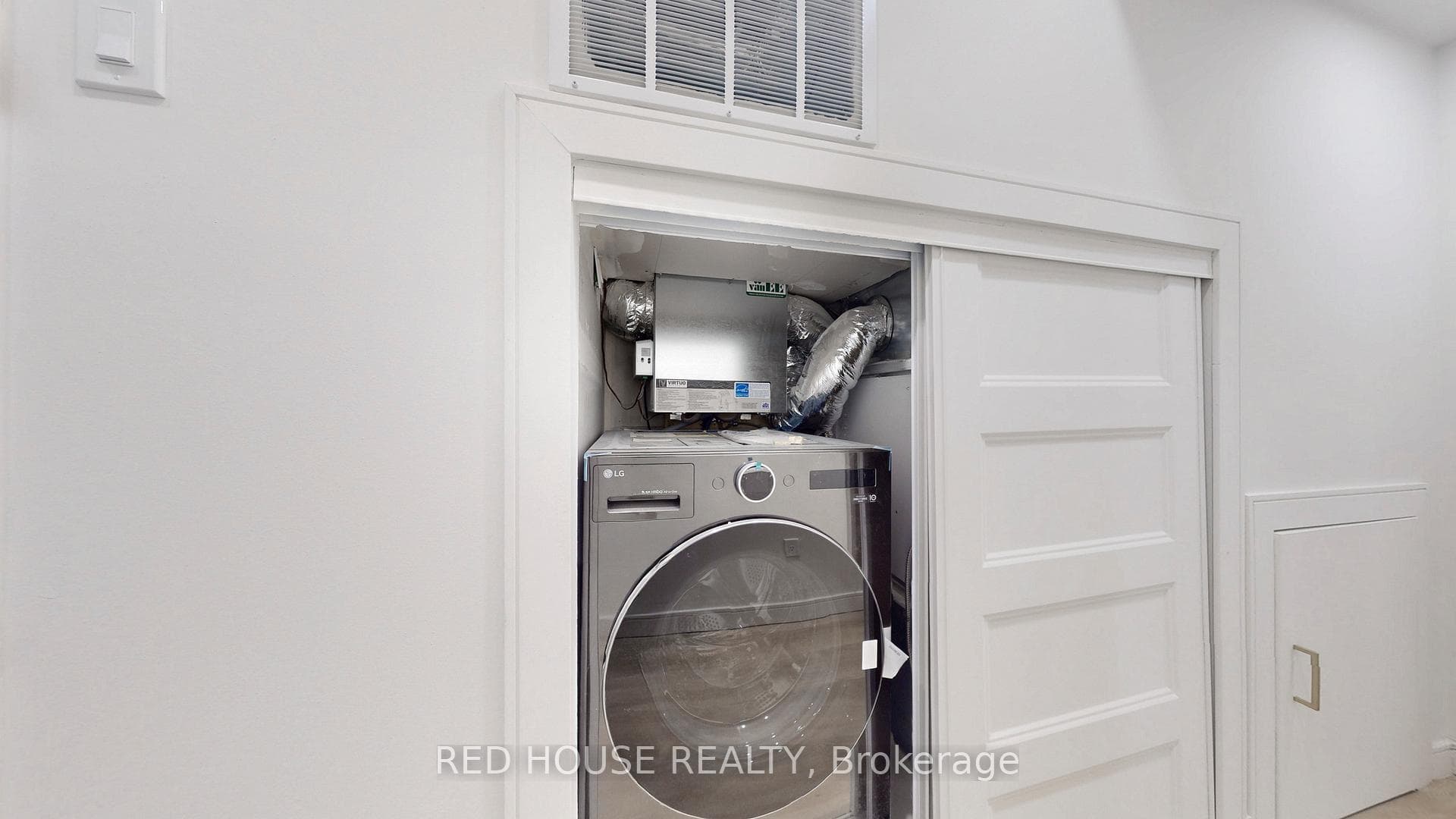 63 Derwyn Road Unit 1 photo 22