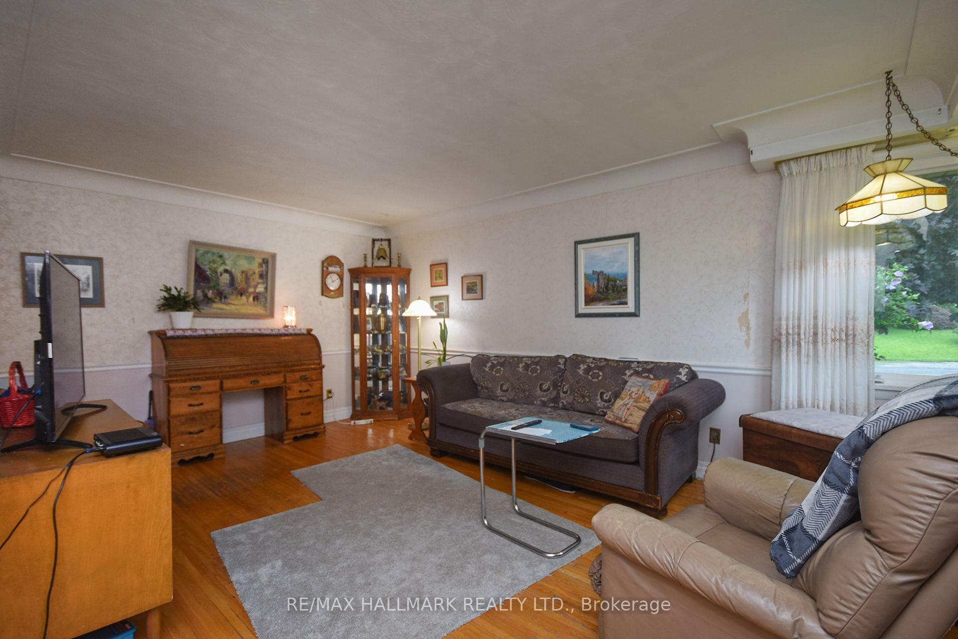 1084 Dalewood Avenue photo 5
