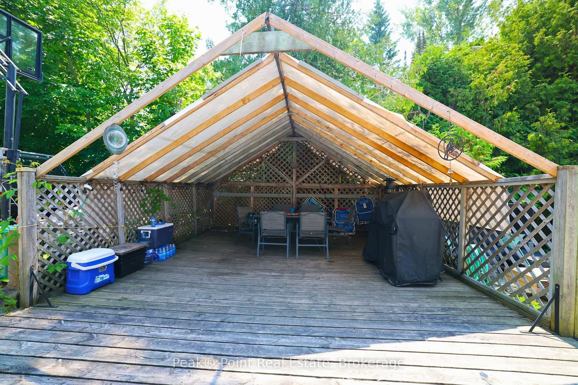 36 Barrie Avenue photo 5