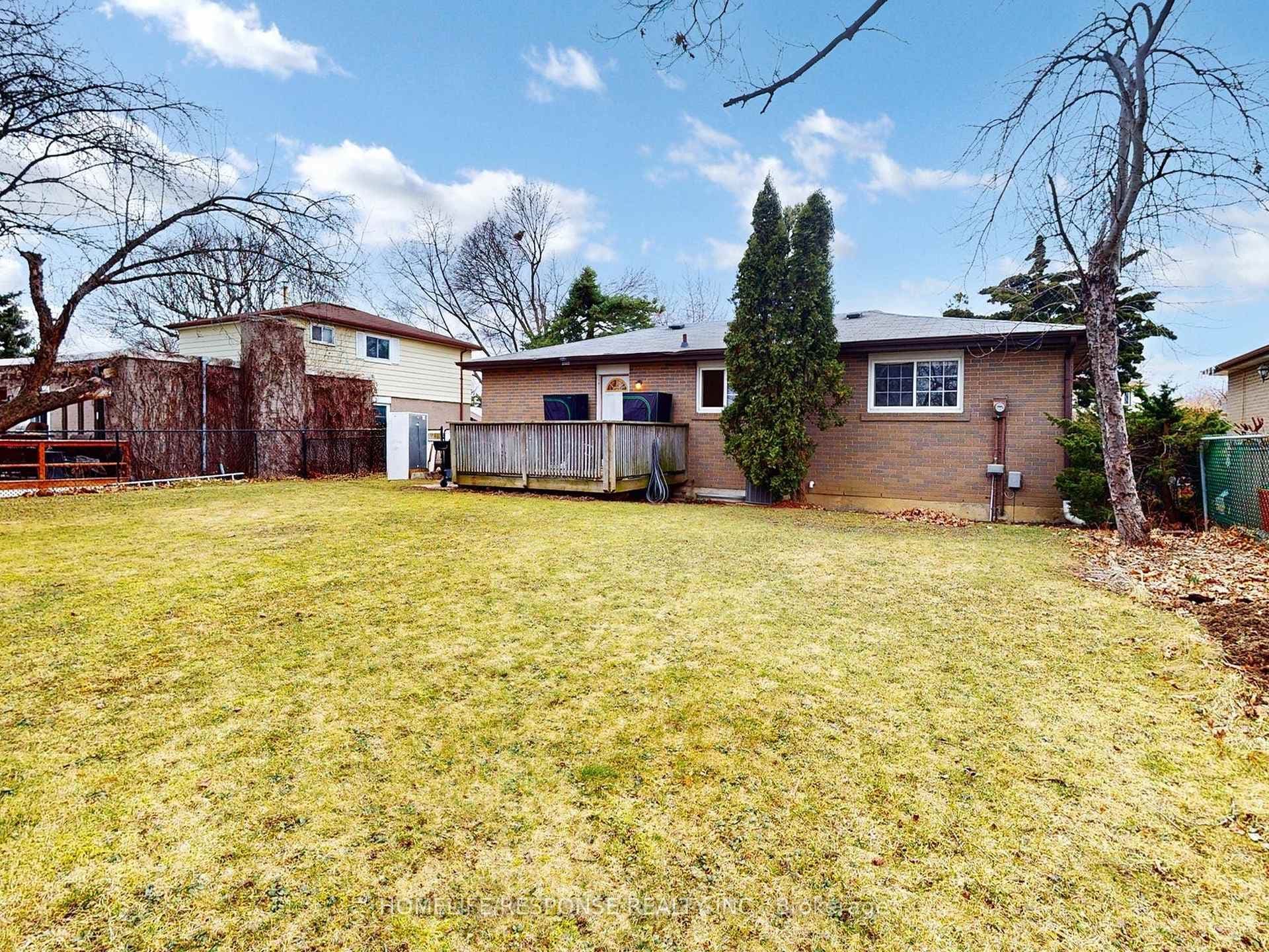 4 Drayton Crescent photo 39