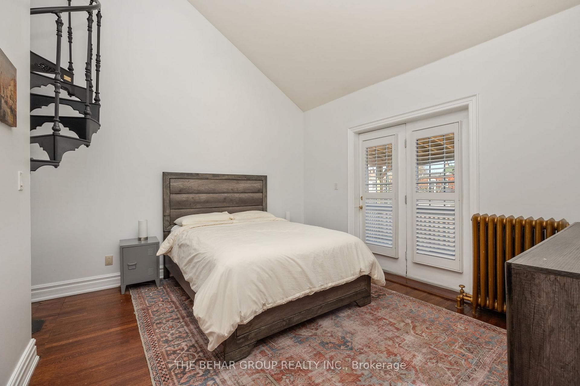 1840 Dufferin Street photo 29