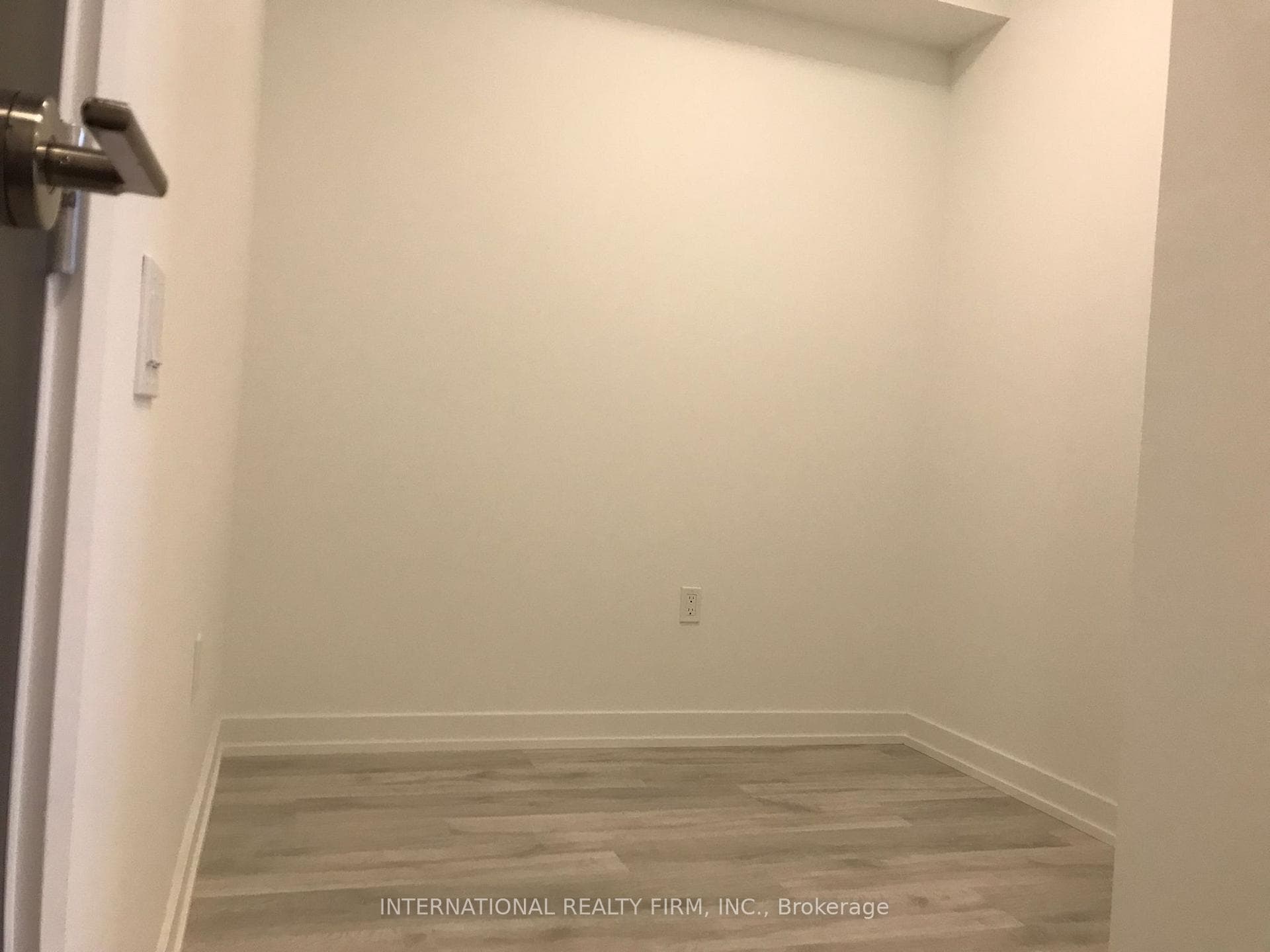 7 Golden Lion Heights Unit 817 photo 17