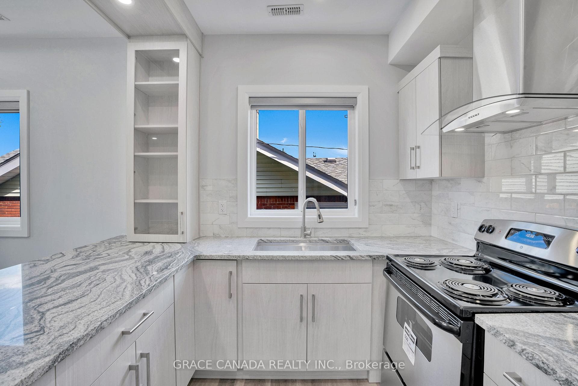 1044 Howard Avenue Unit B photo 8
