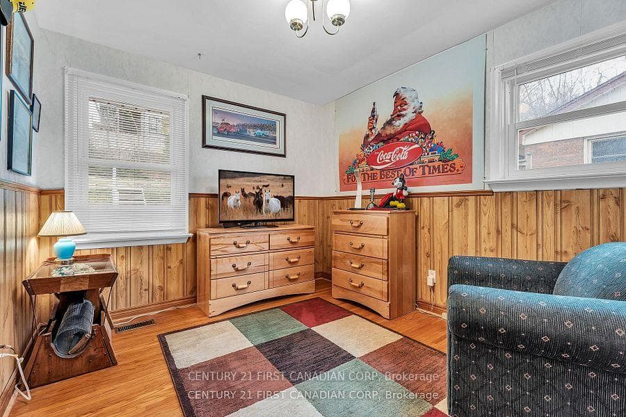 648 Westwood Drive photo 23