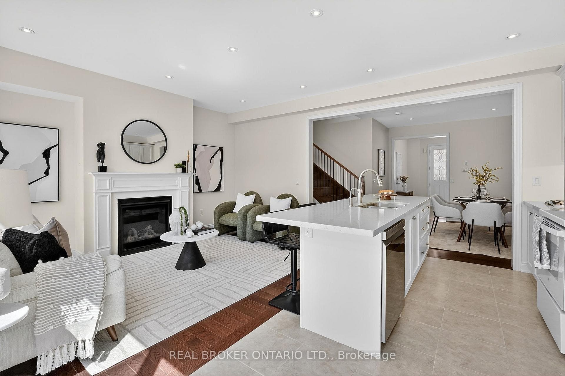 4 Beasley Grove photo 15