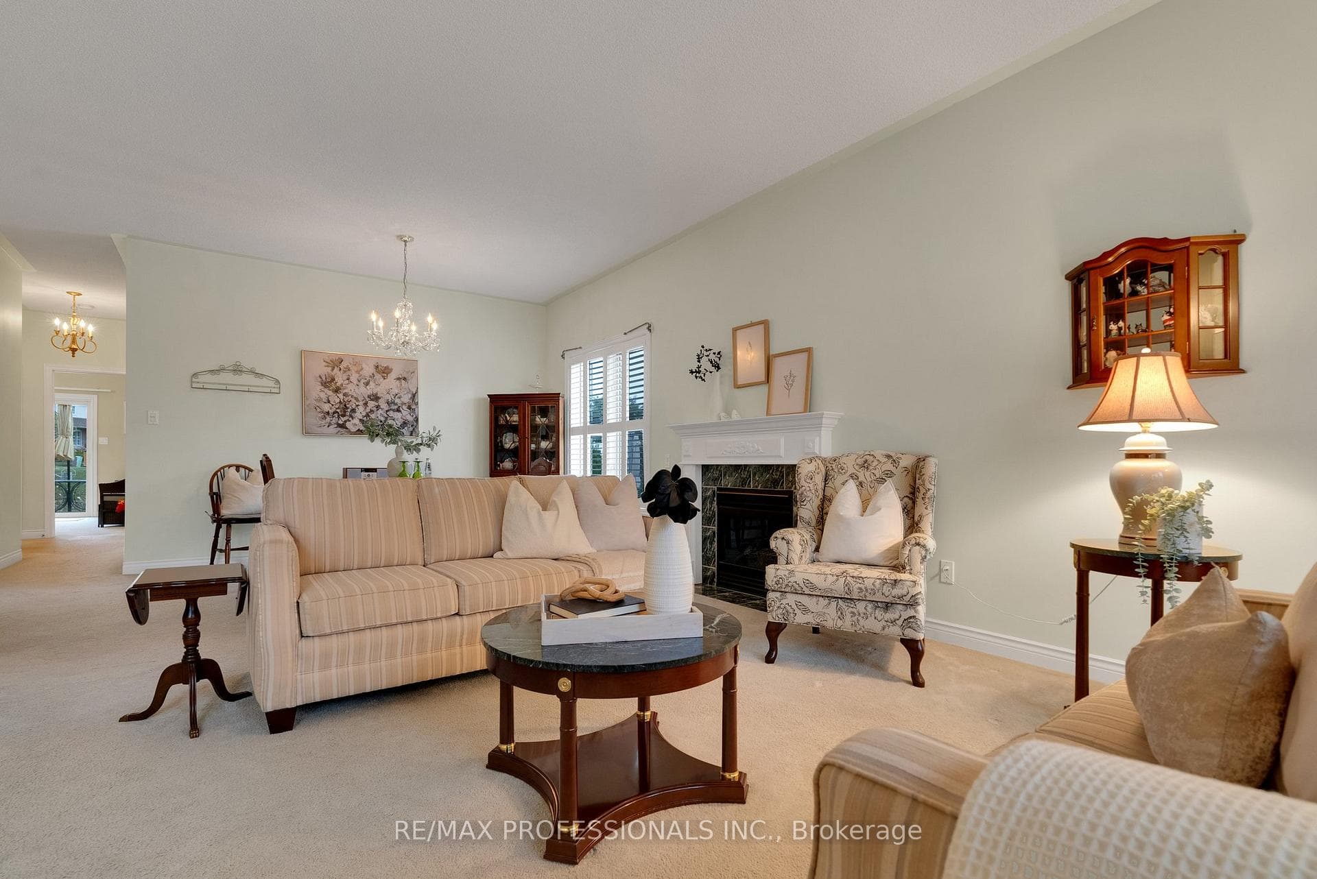 71 Country Estates Drive photo 3