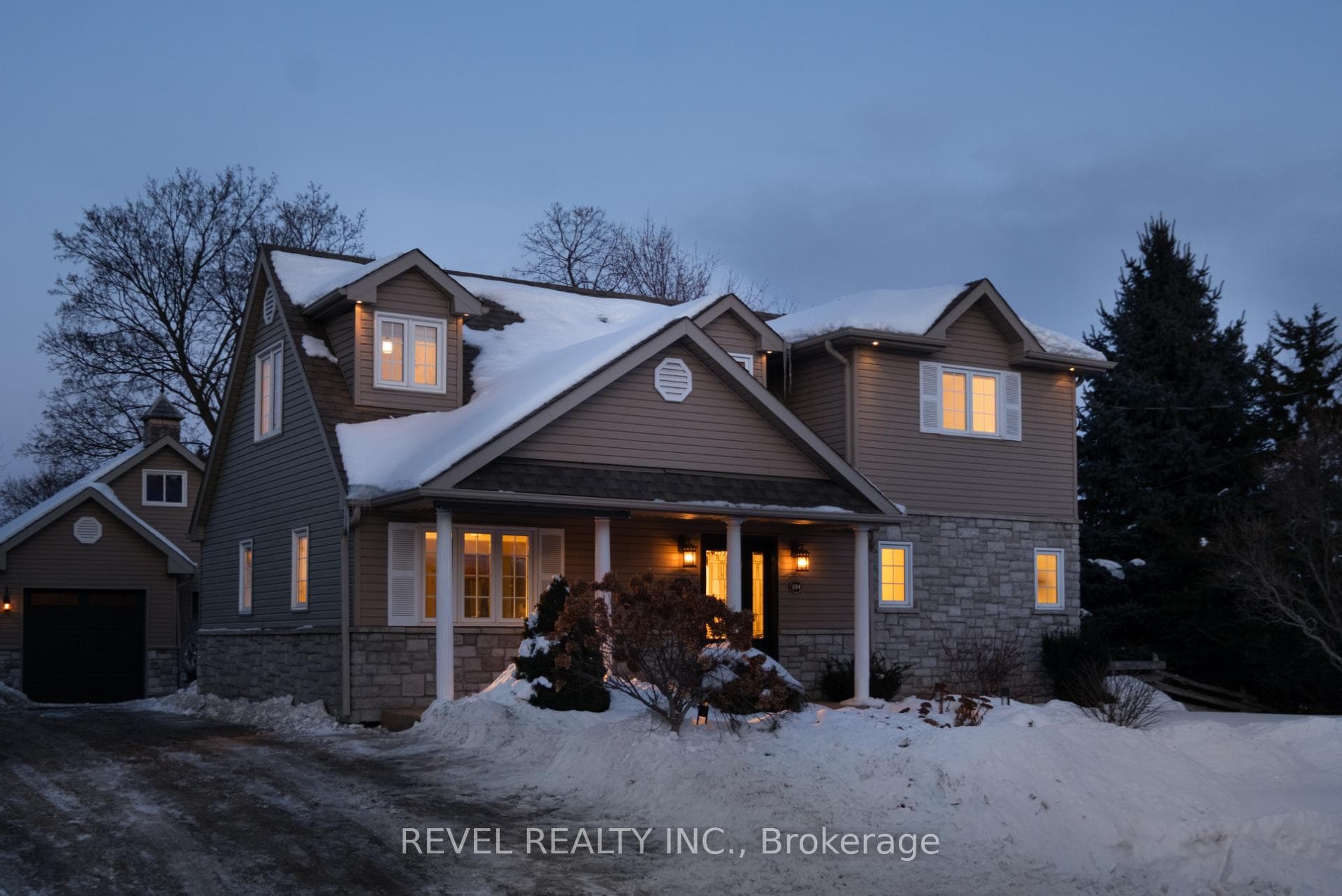 104 Charles Street photo 1